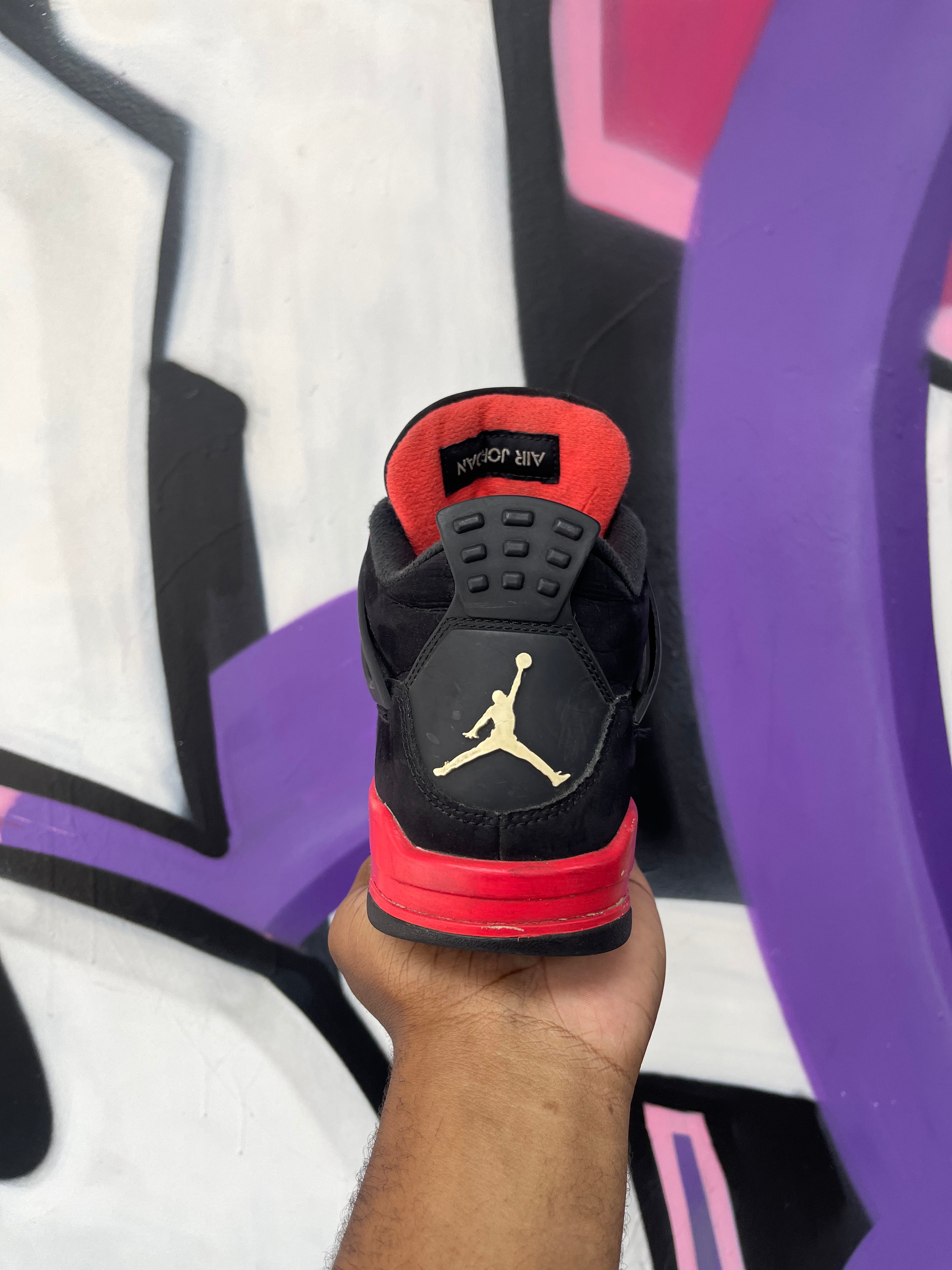 Jordan 4 Red Thunder Sneakers