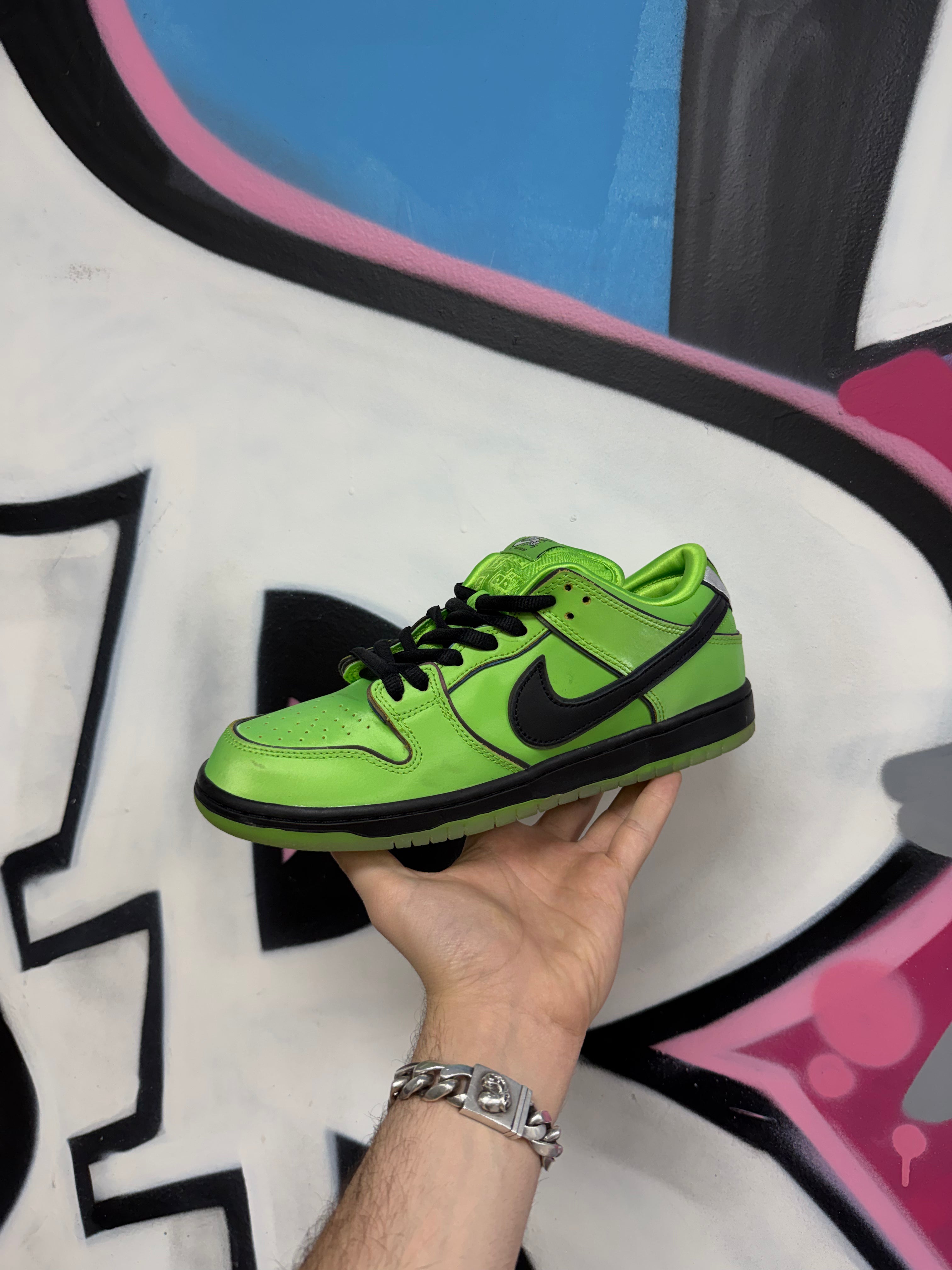 Nike SB Dunk Low Powerpuff Buttercup Sneakers