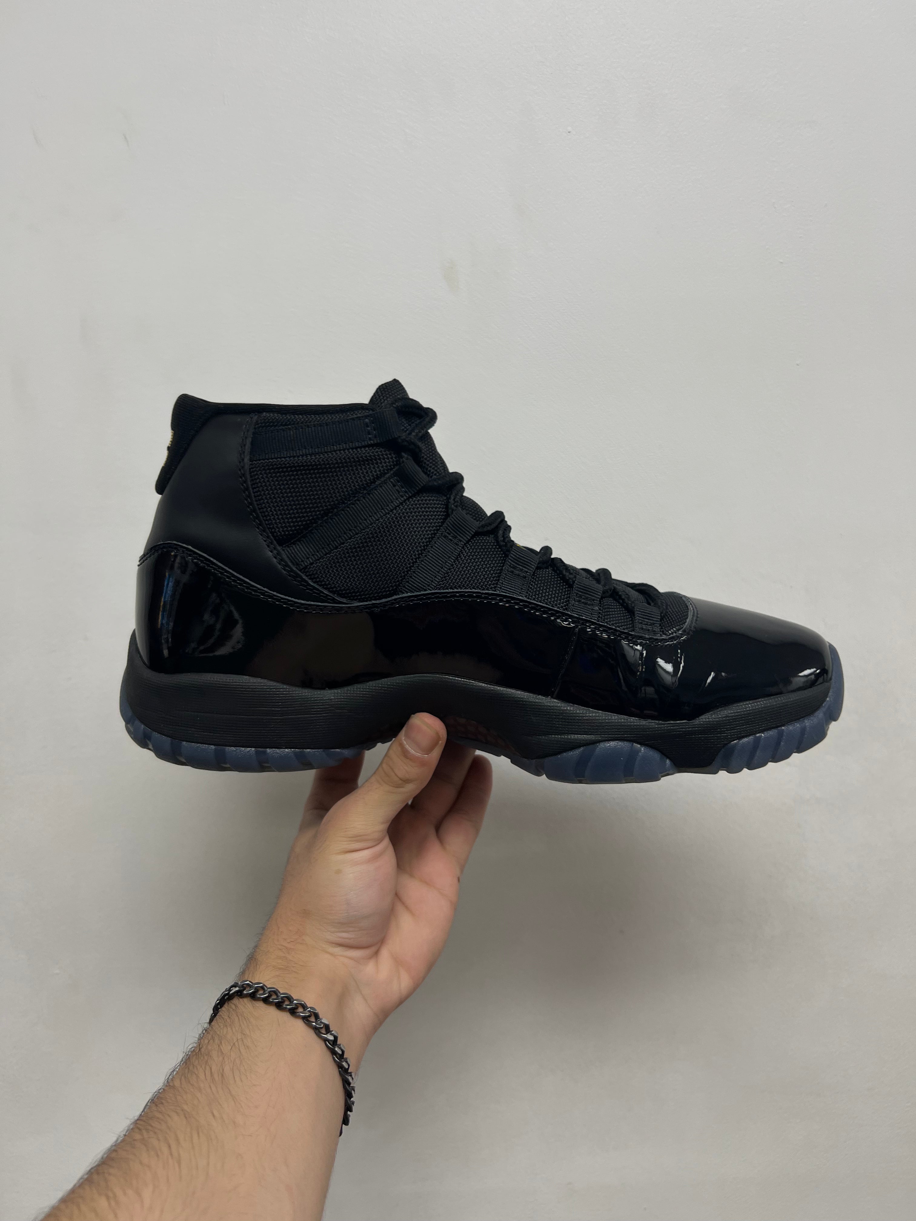 Jordan 11 Gamma Sneakers