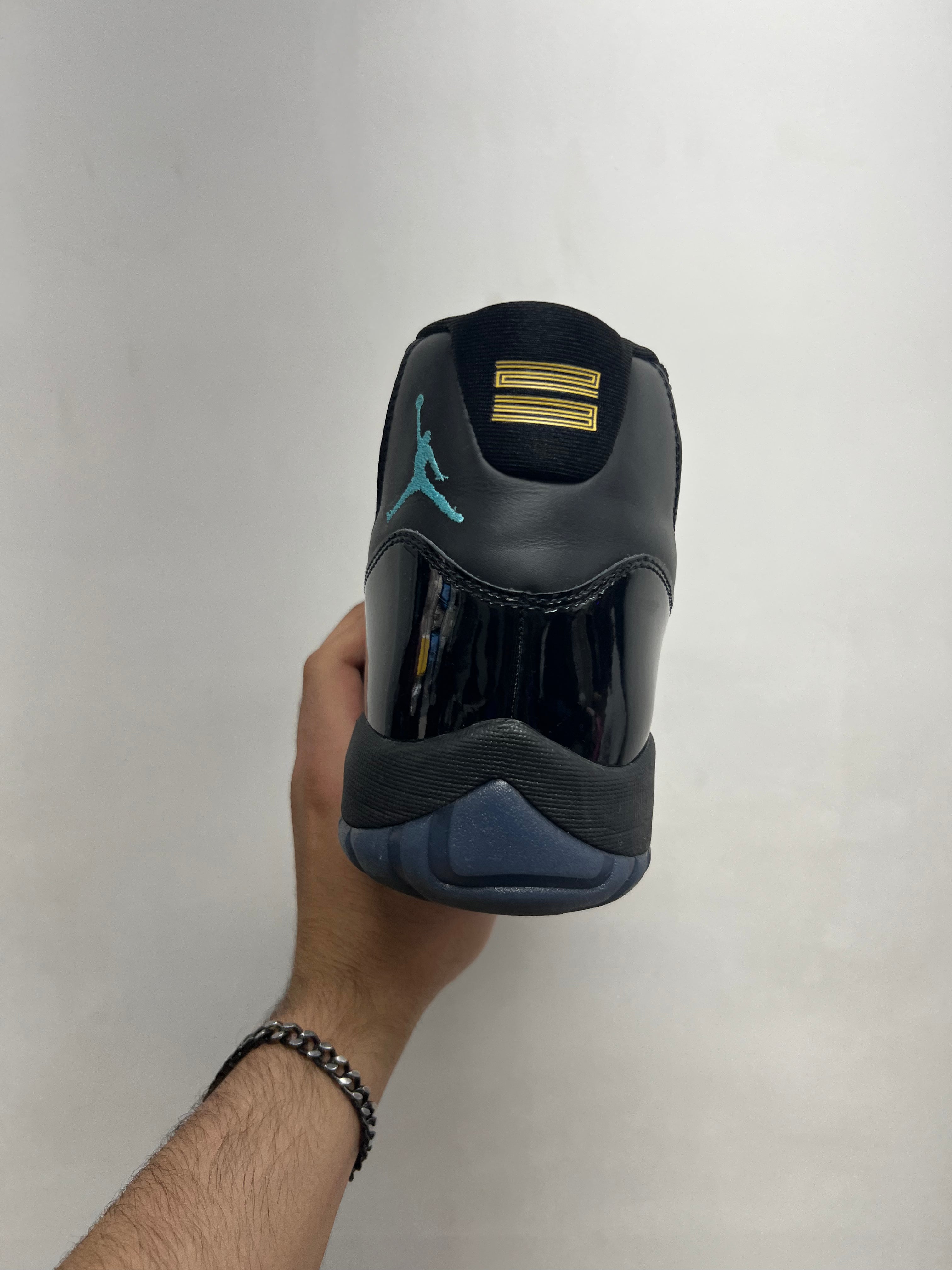 Jordan 11 Gamma Sneakers
