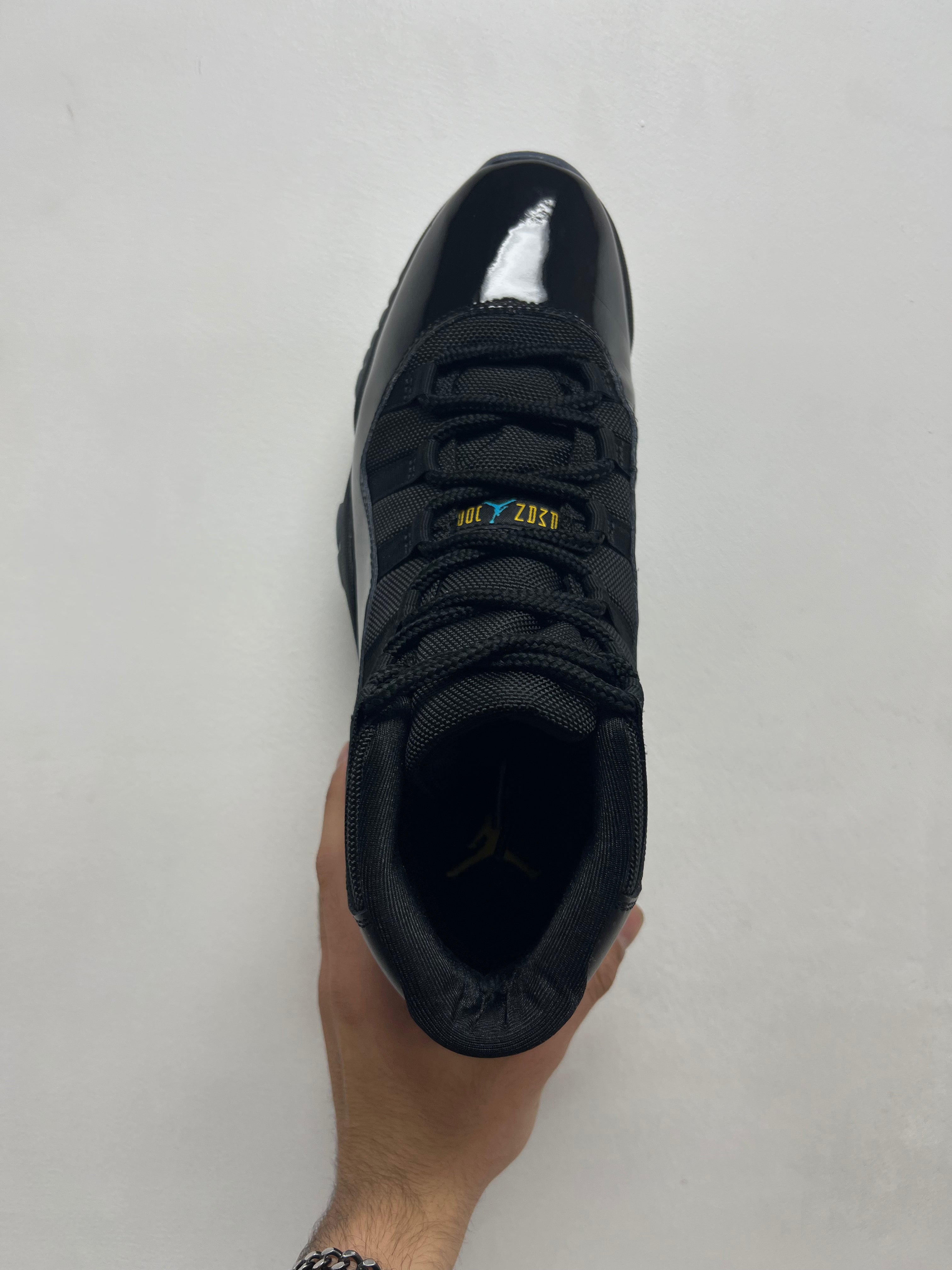 Jordan 11 Gamma Sneakers