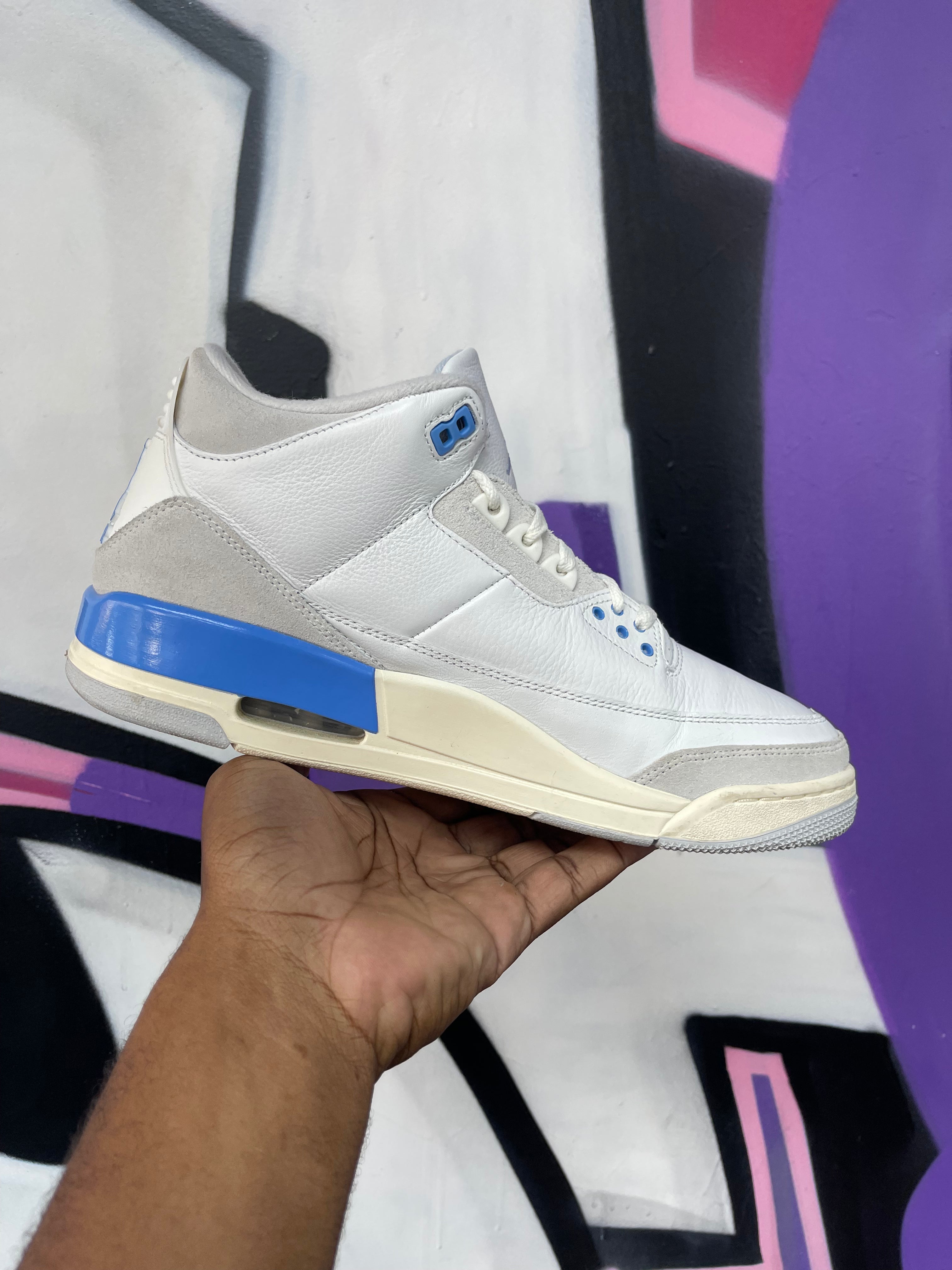 Jordan 3 Lucky Shorts Sneakers