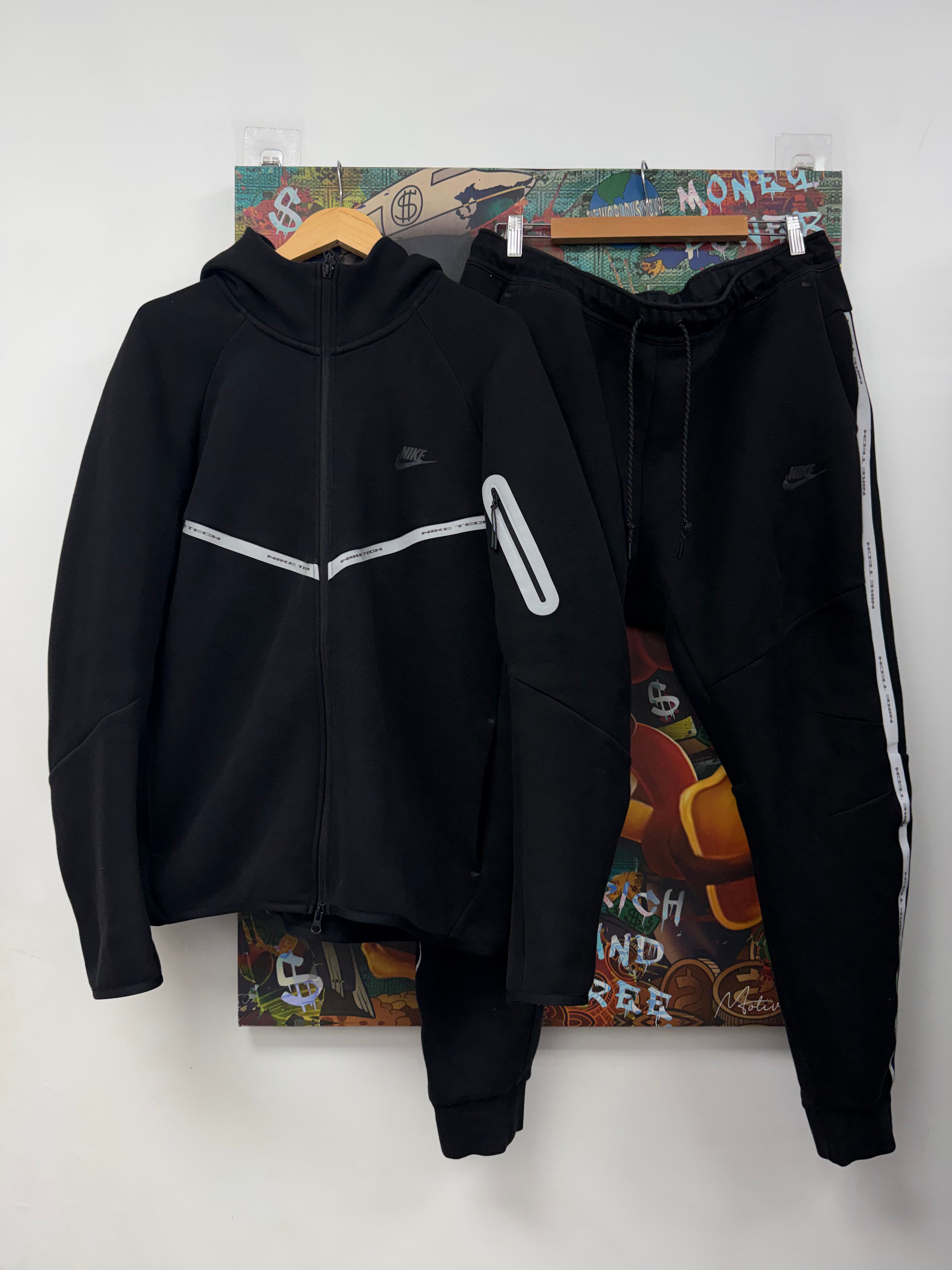 Nike Black 3M Sweatsuit