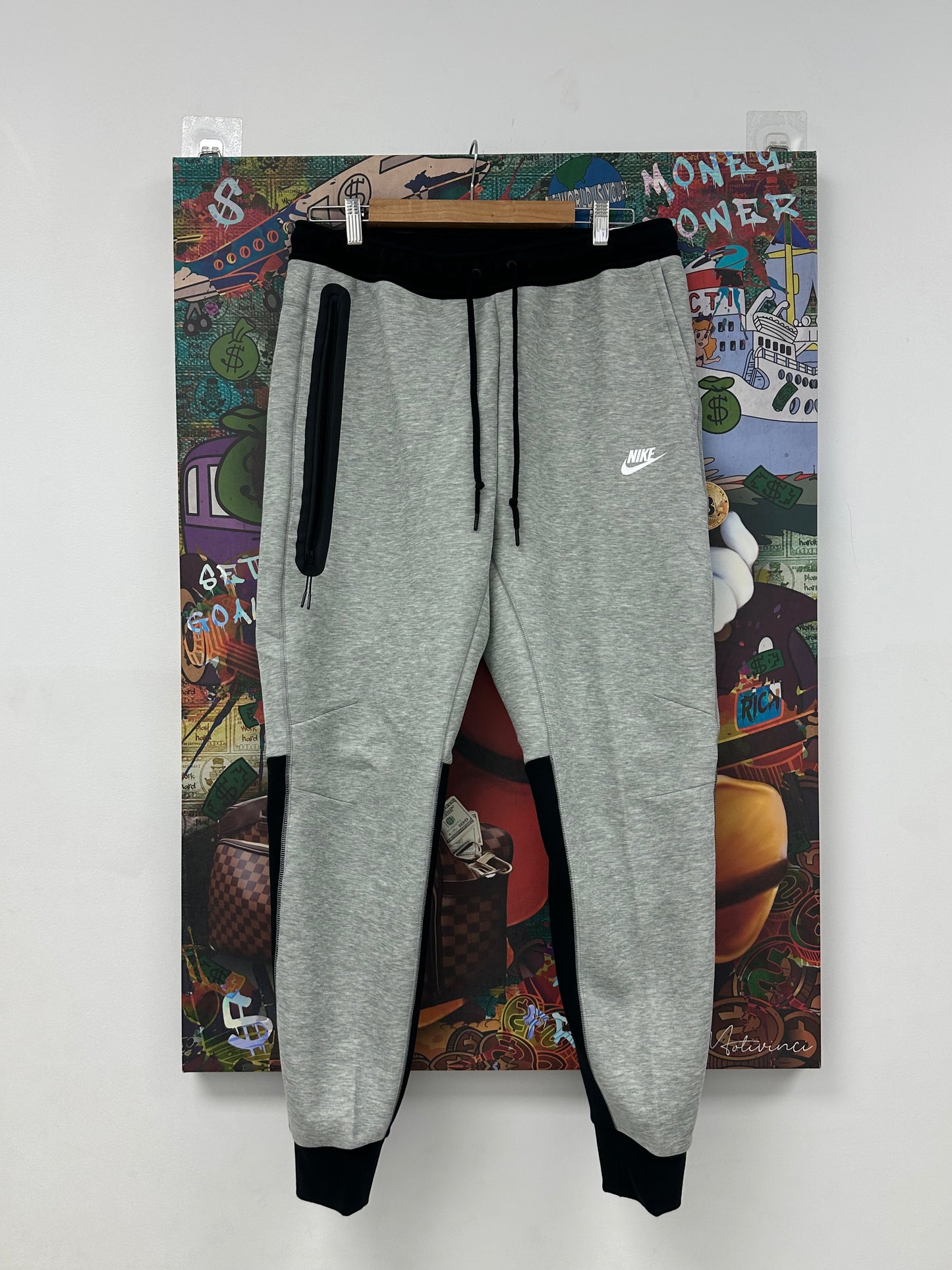 Nike Tech Sweats Grey Black New Large With Tags