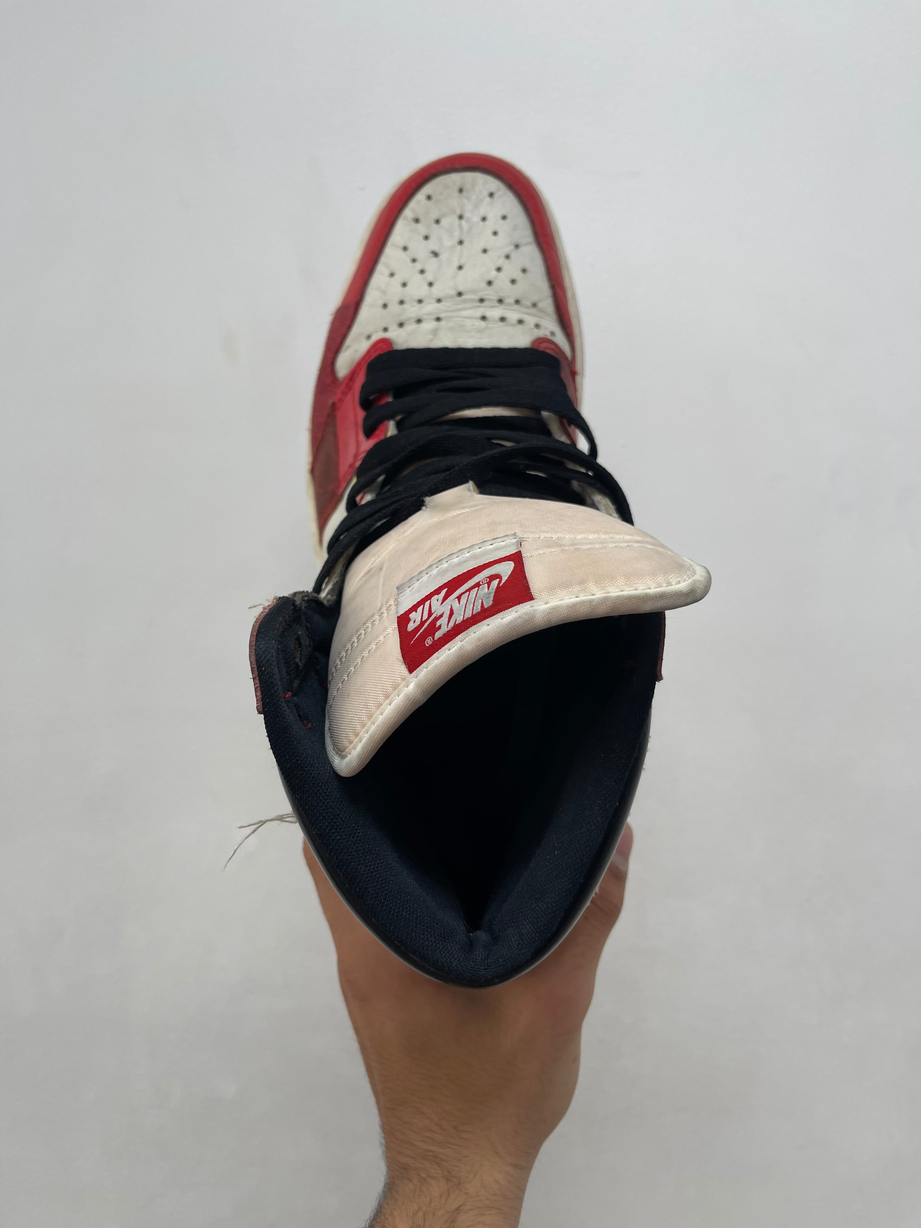 Jordan 1 Spider-Man Verse Sneakers