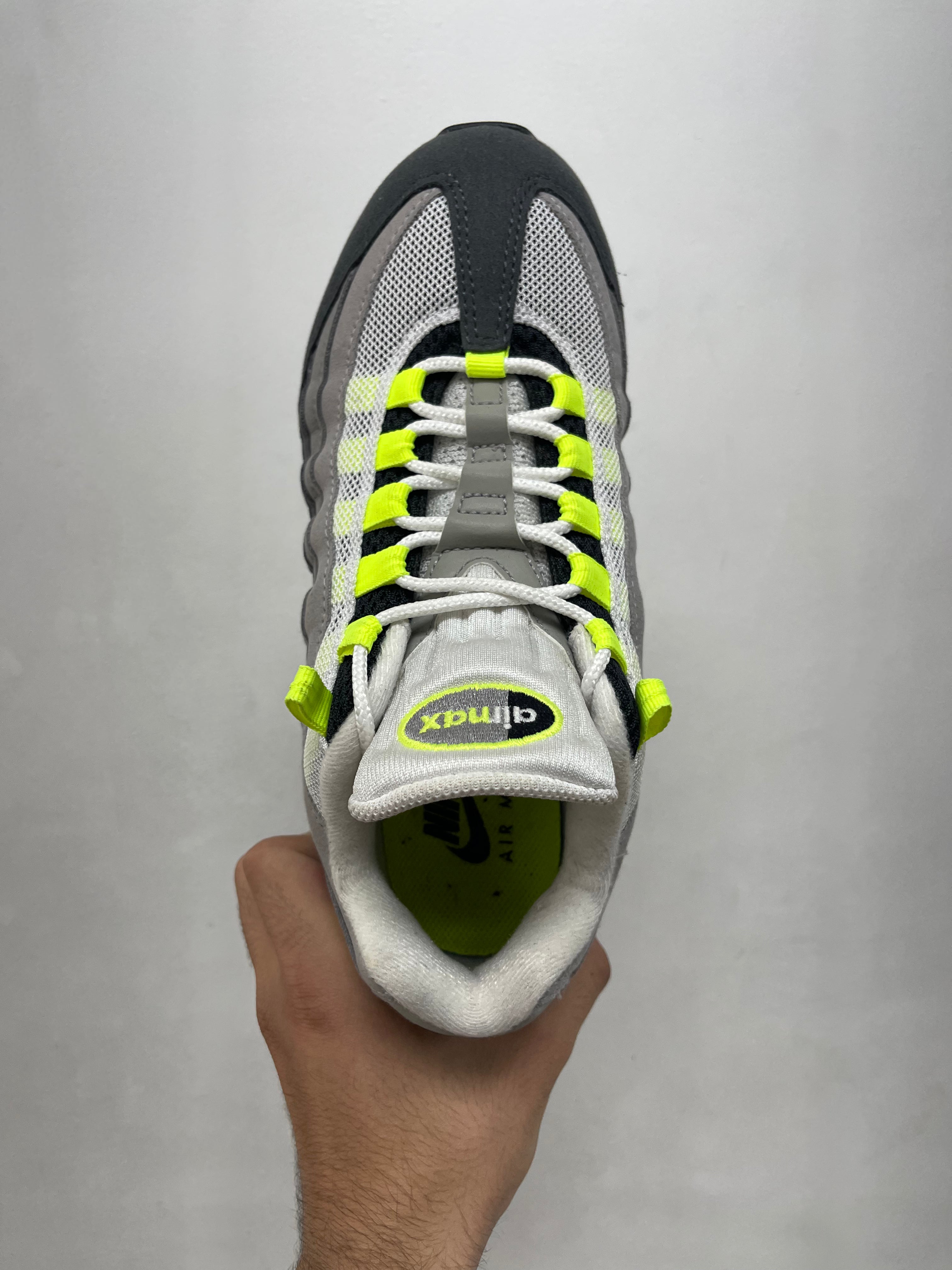 Nike AM95 Neon Sneakers