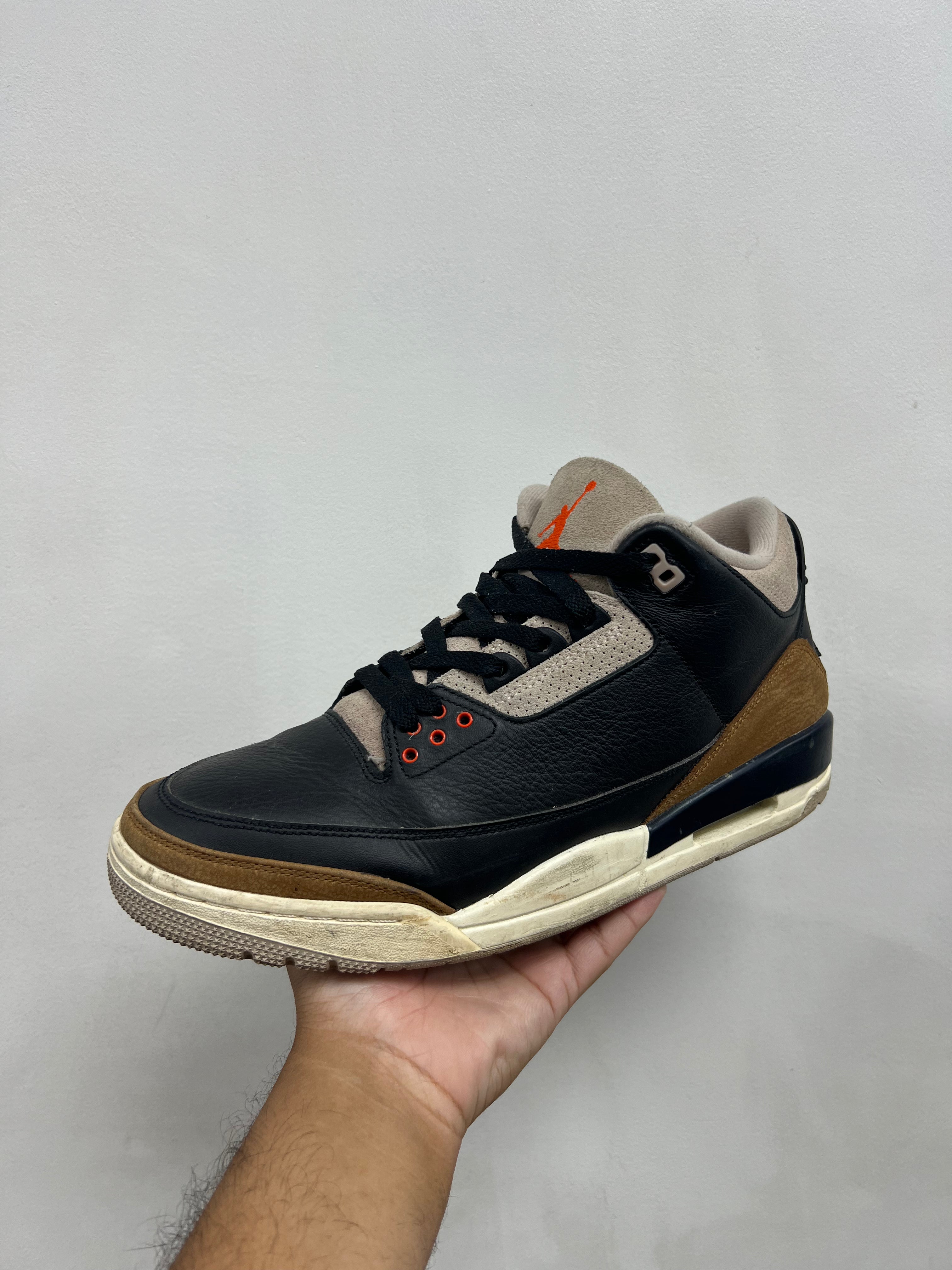 Jordan 3 Desert Elephant Sneakers