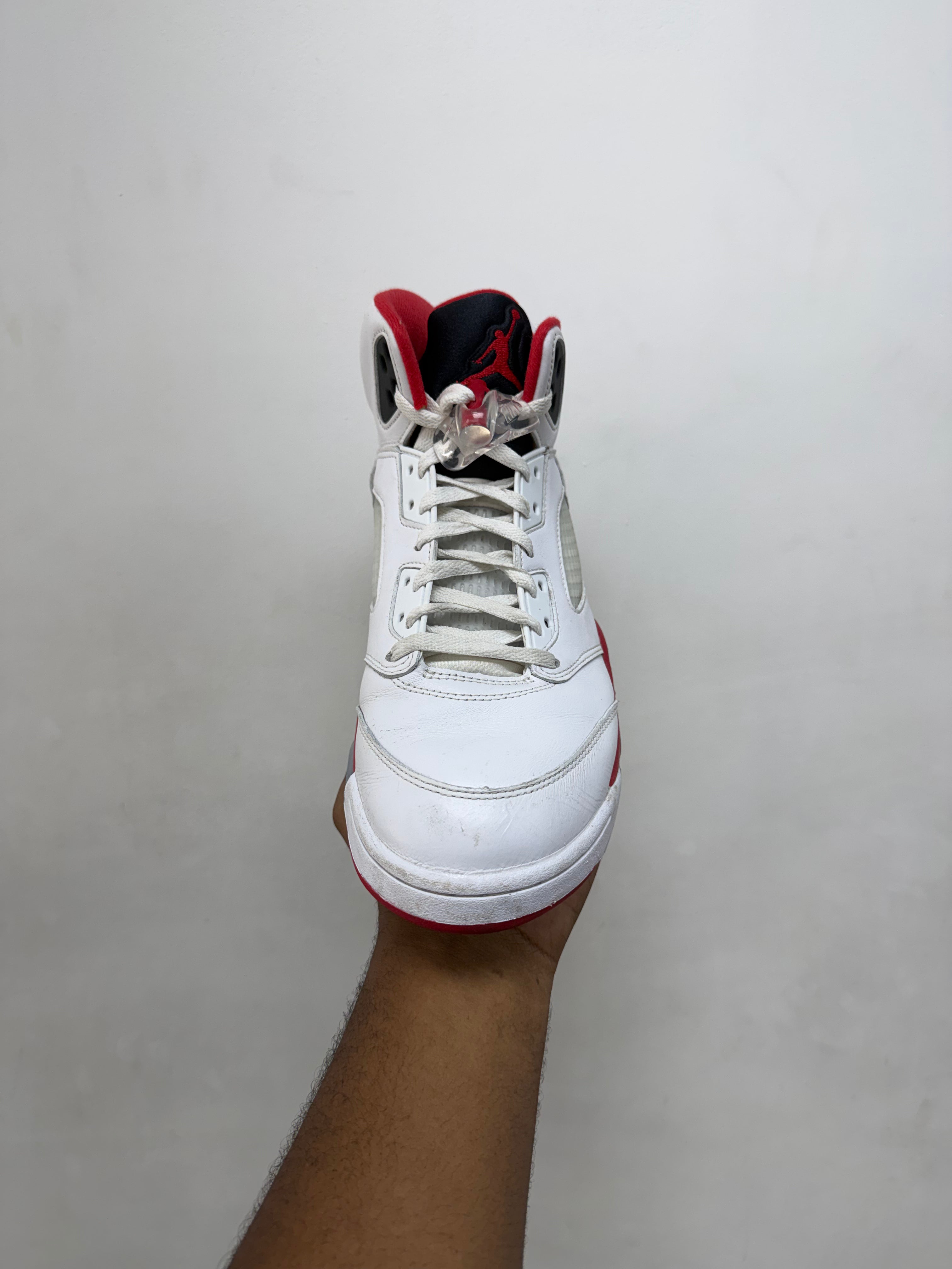 Jordan 5 Fire Red Sneakers