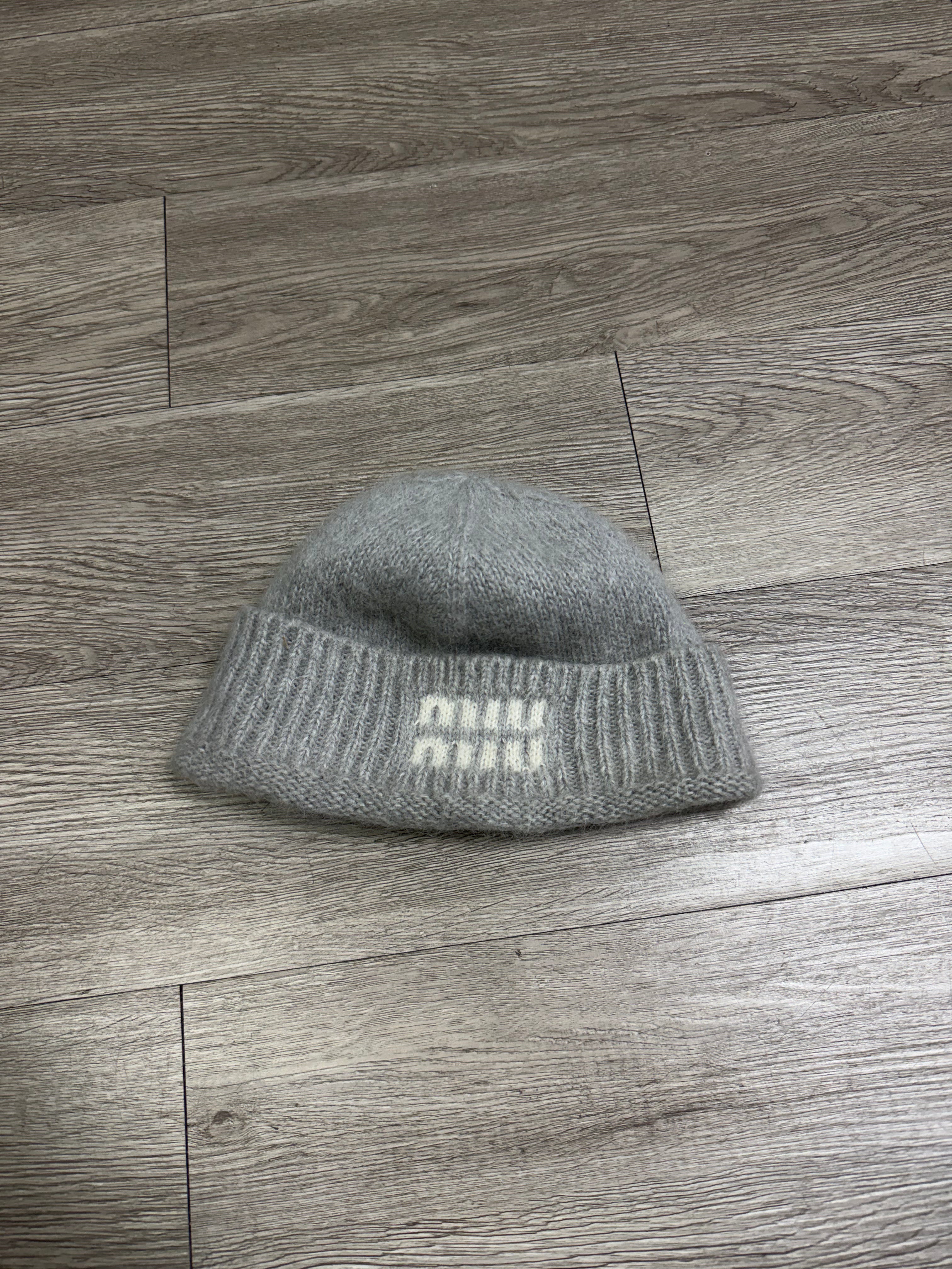 Miu Miu Grey White Cashmere Beanie