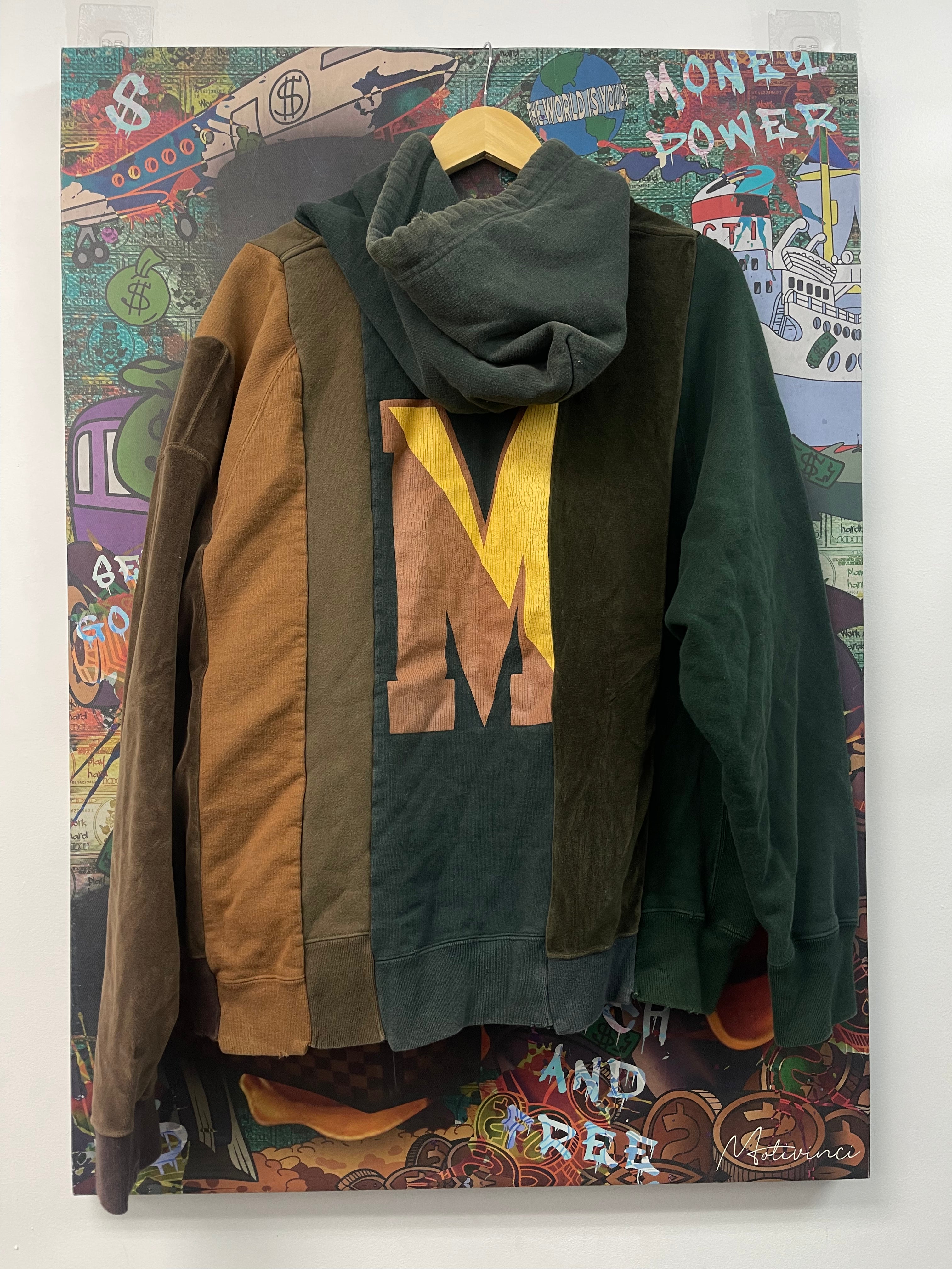 MMY Smiley Striped Hoodie Green Yellow (50) Used Large