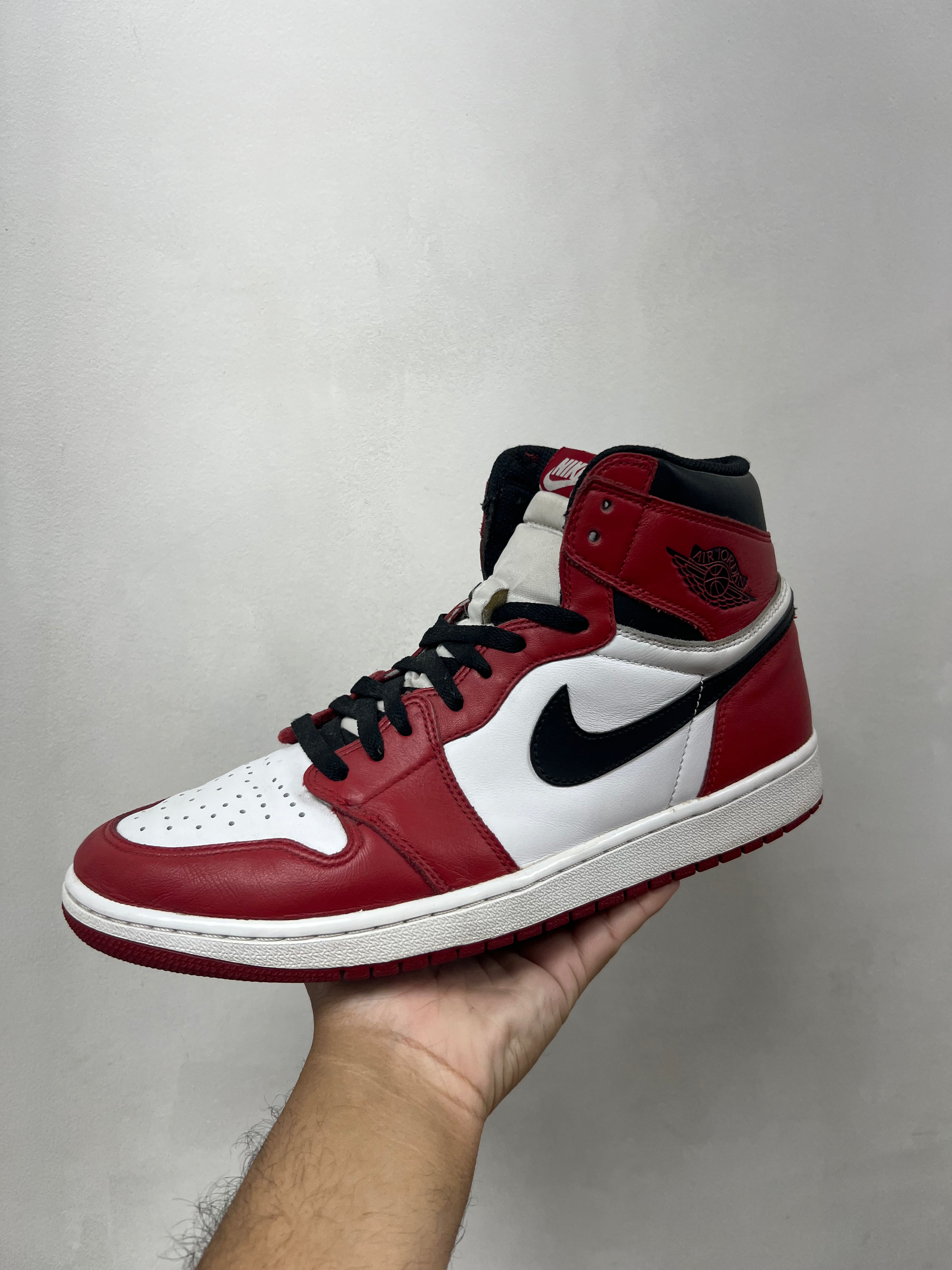 Jordan 1 Chicago (2015) Sneakers
