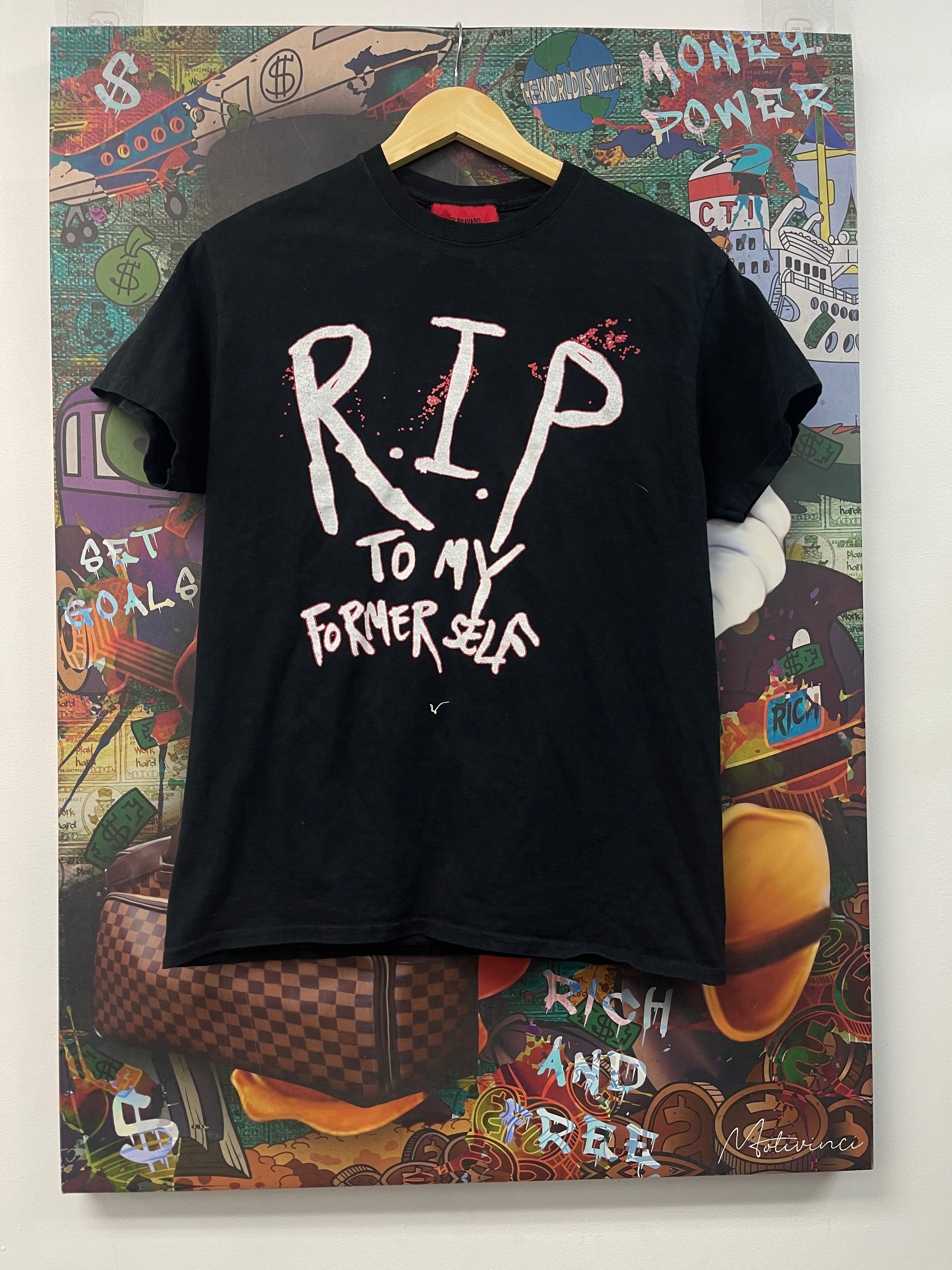 EV Bravado Black RIP Red Tee