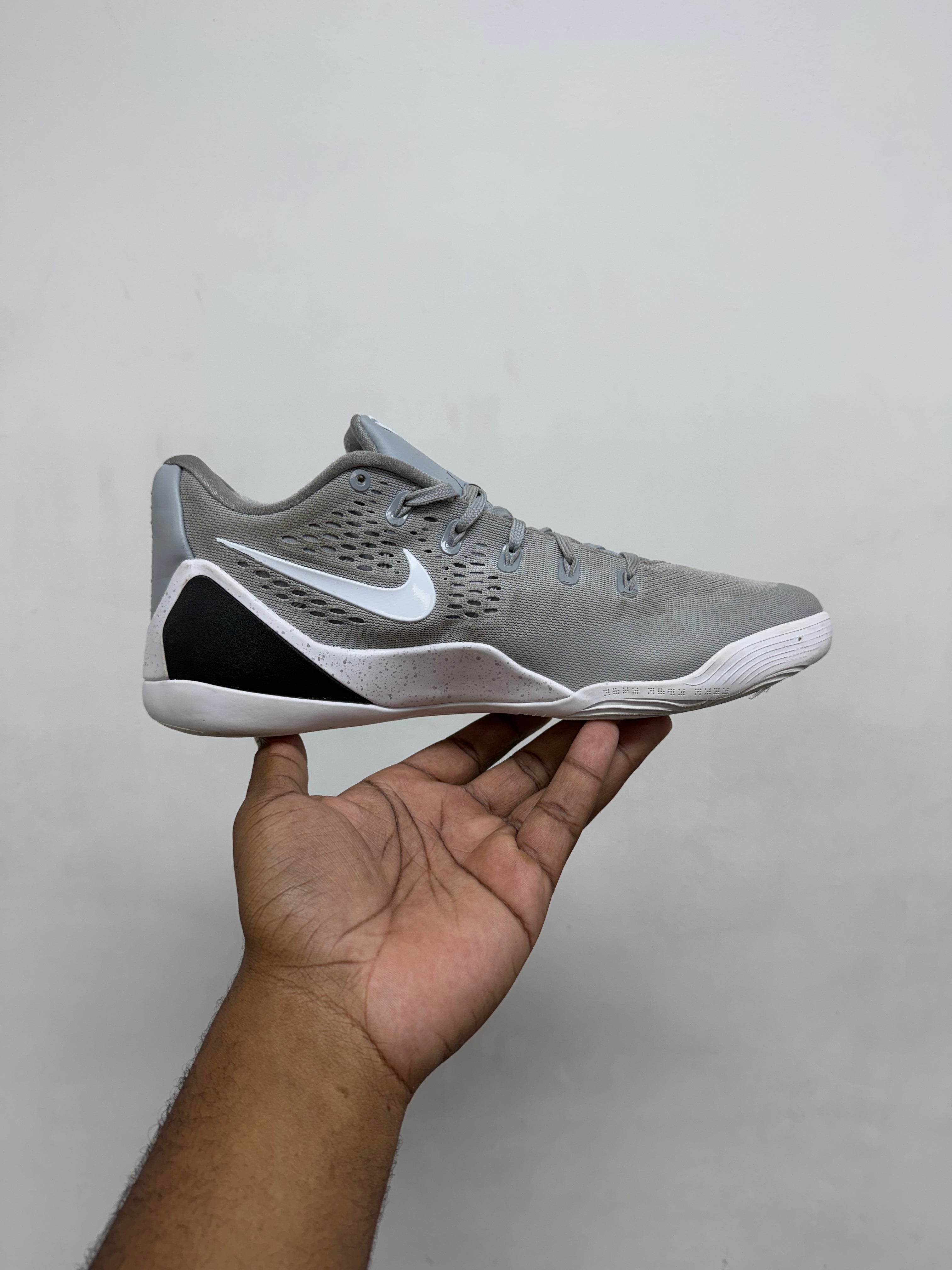Nike 9 EM Low Protro Wolf Grey Sneakers