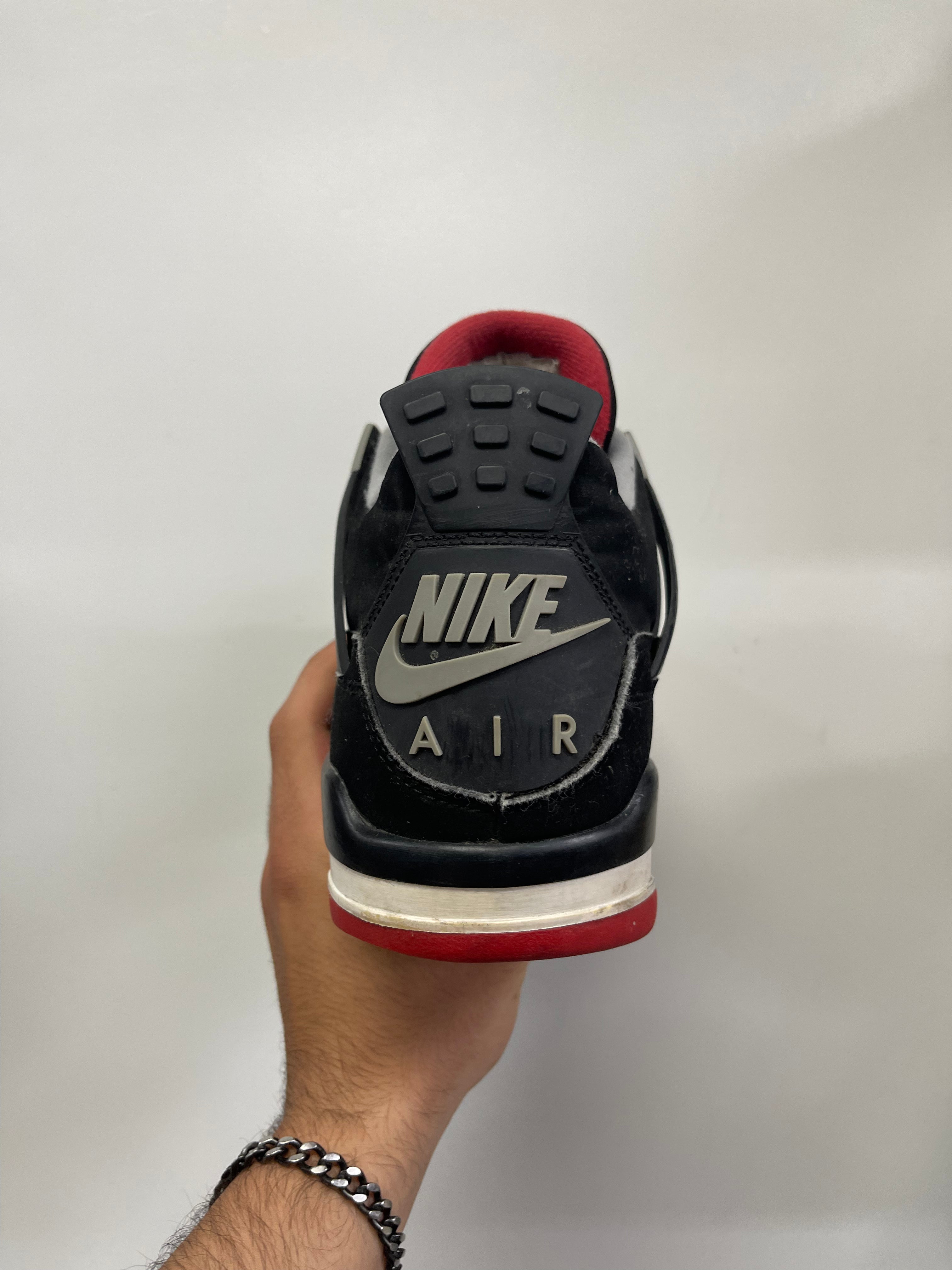 Jordan 4 Bred (2019) Sneakers