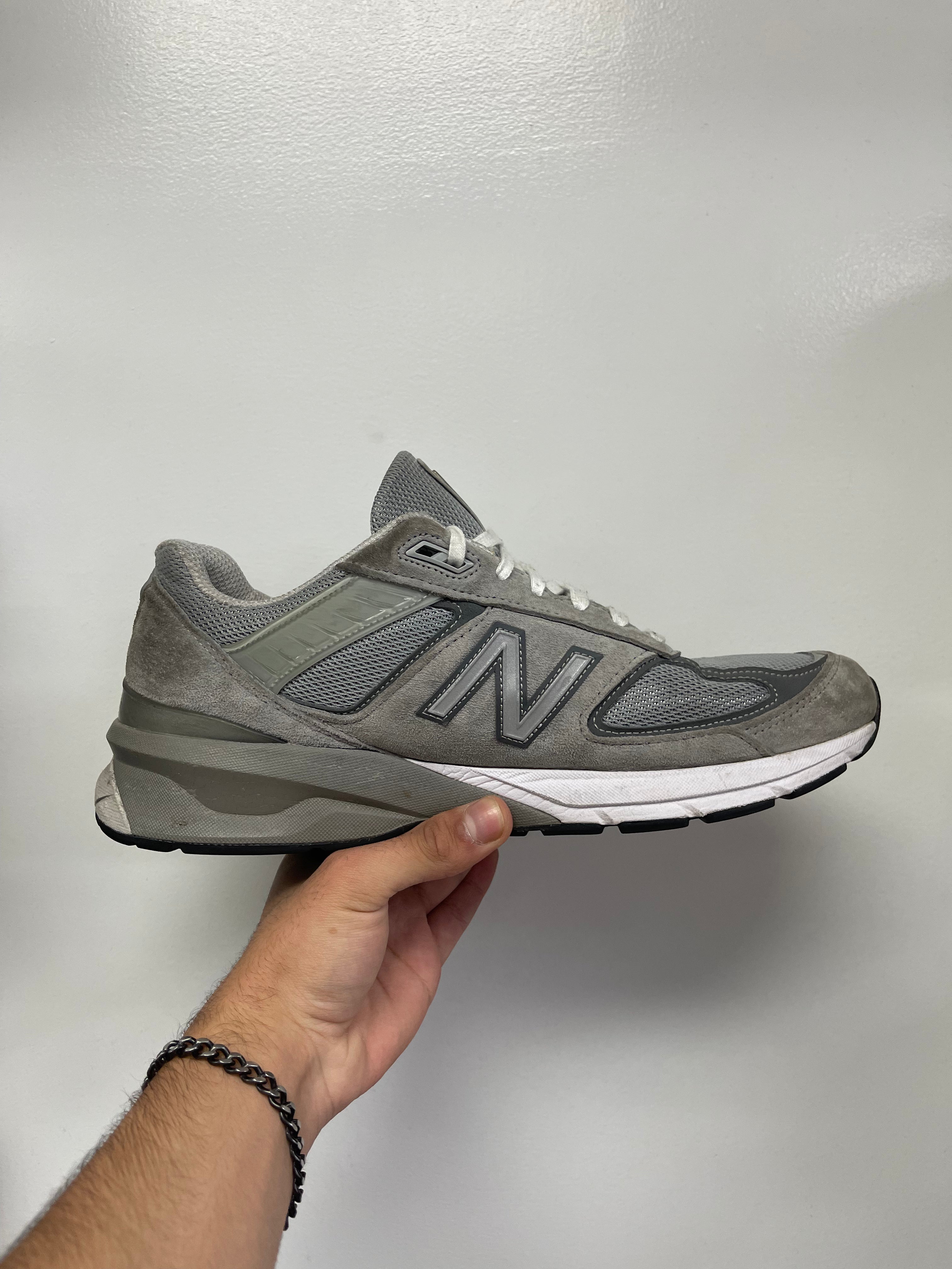 New Balance Grey 990v5 Sneakers