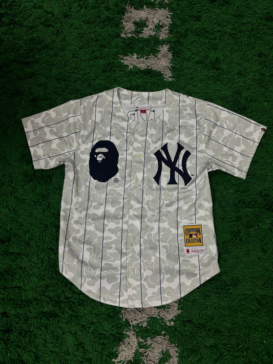 BAPE Yankees Mitchell n Ness Used Medium