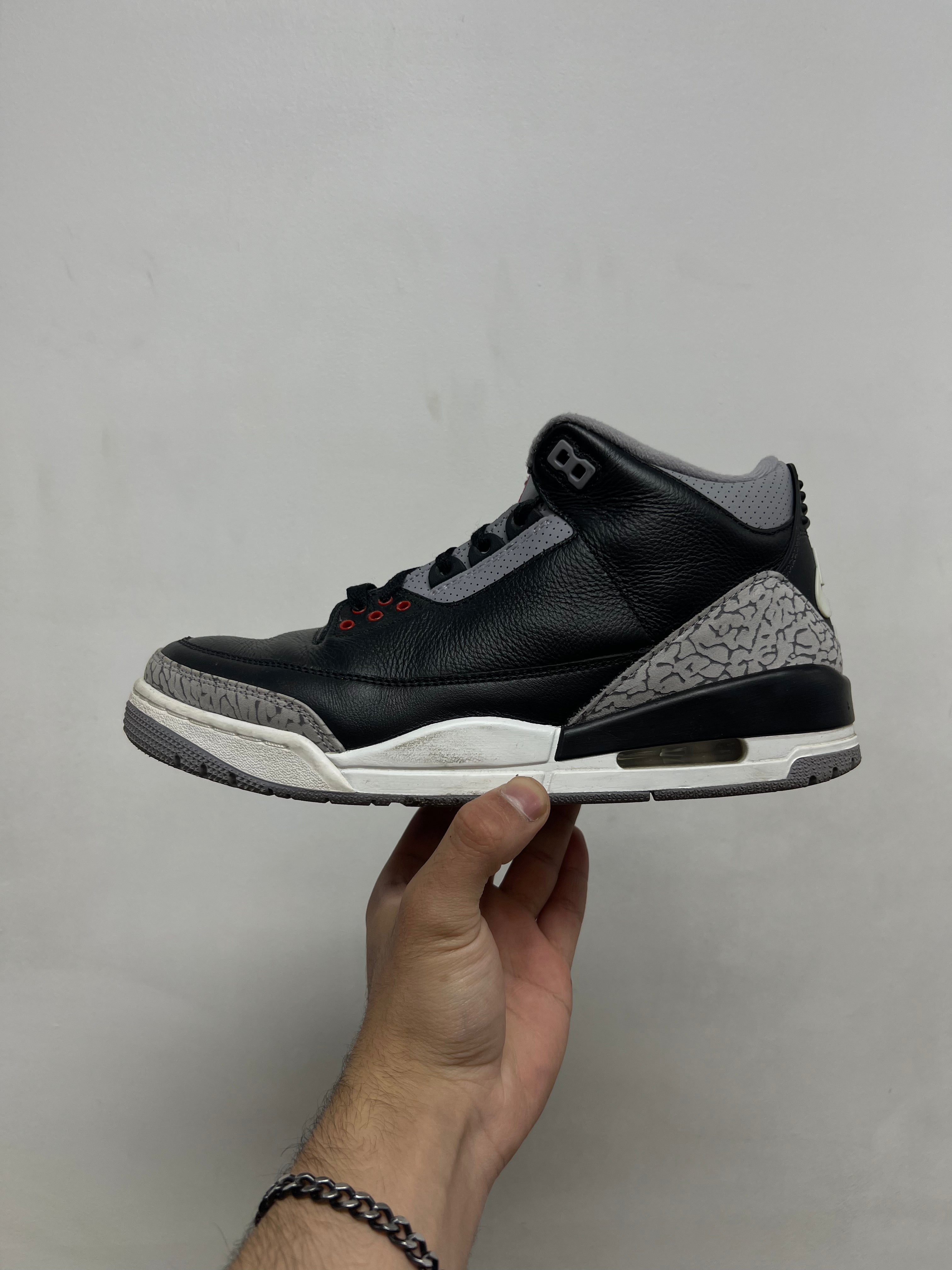 Jordan 3 Black Cement Sneakers