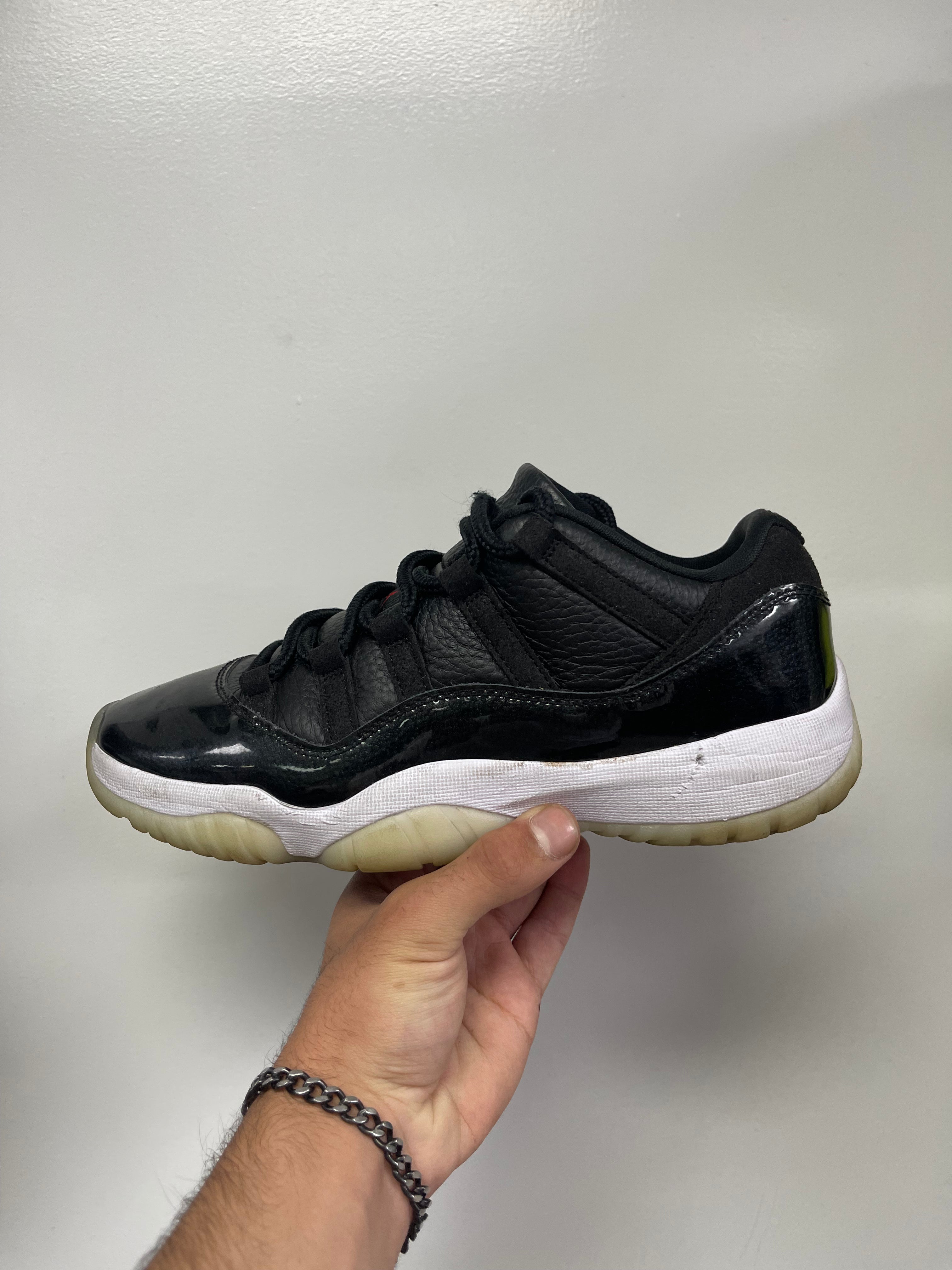 Nike Jordan 11 Retro Low 72-10 Sneakers
