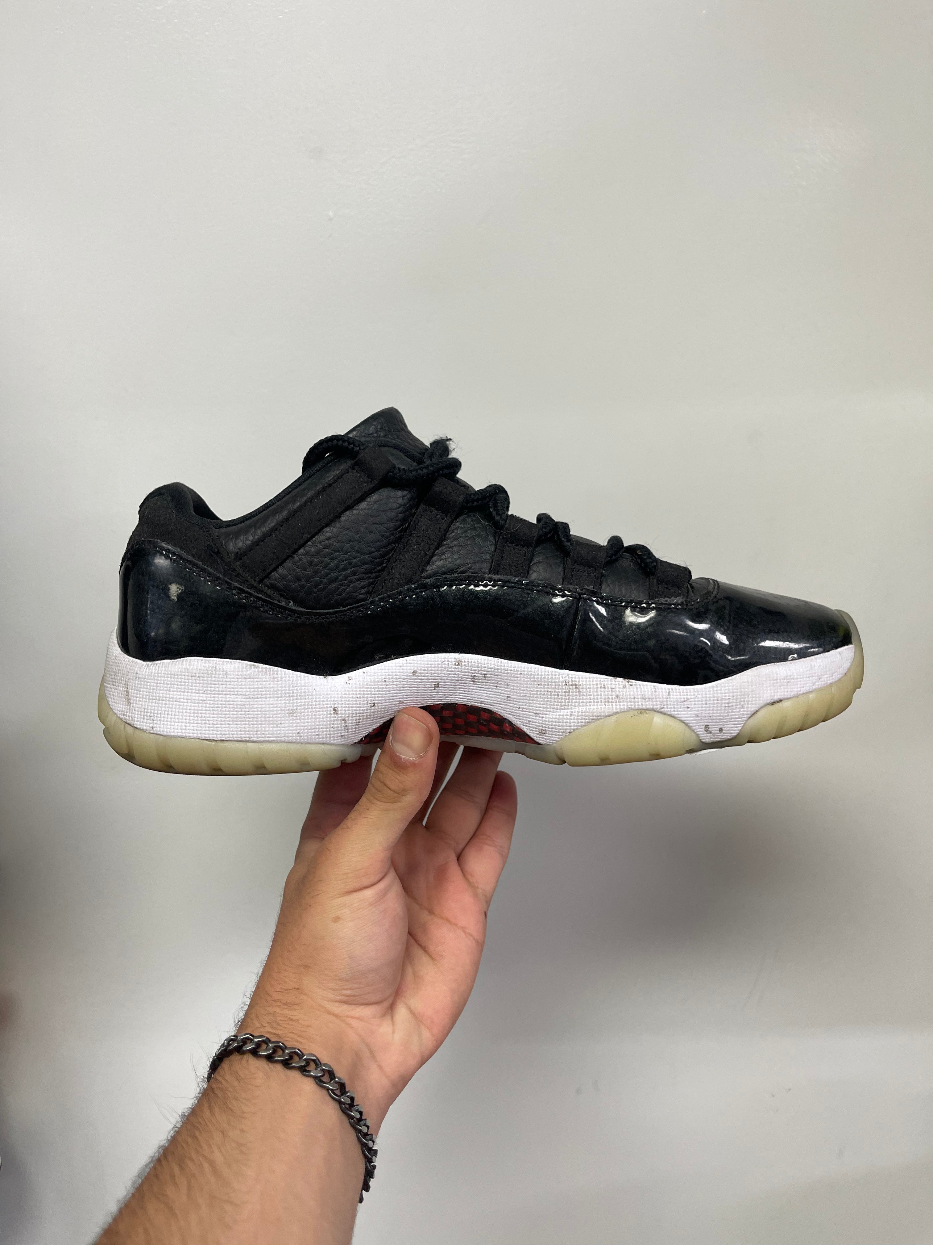 Nike Jordan 11 Retro Low 72-10 Sneakers