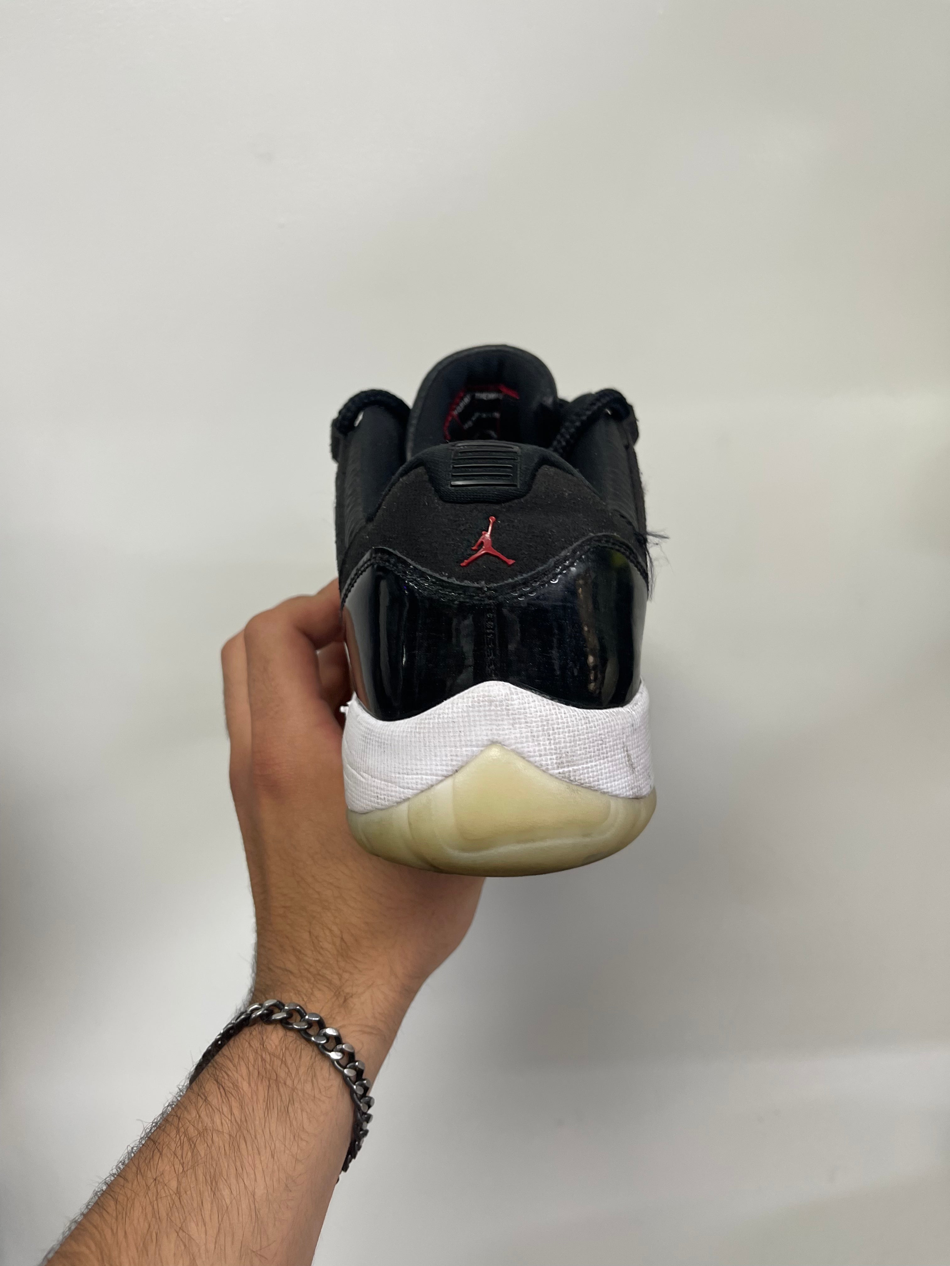 Nike Jordan 11 Retro Low 72-10 Sneakers