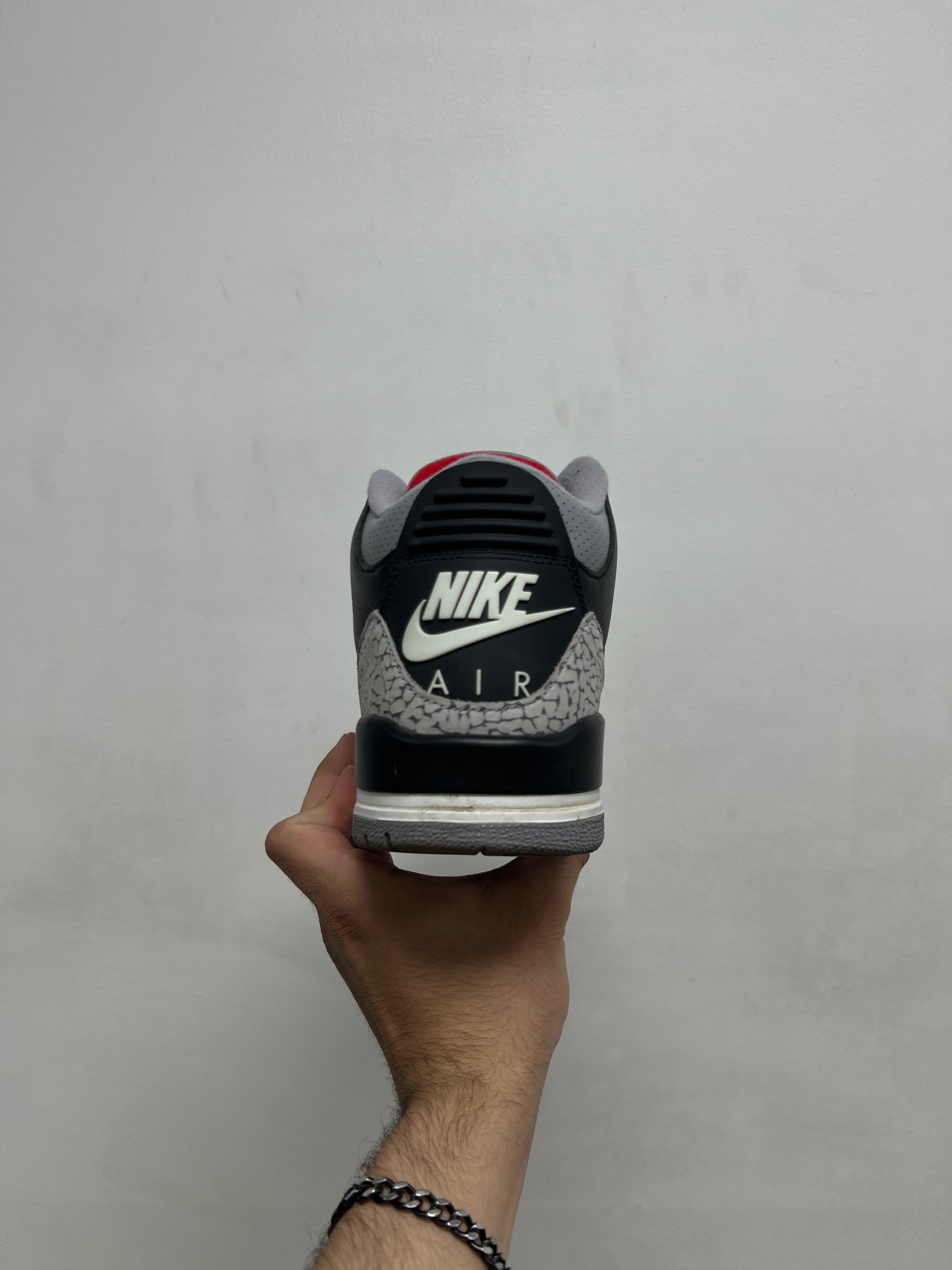 Jordan 3 Black Cement Sneakers