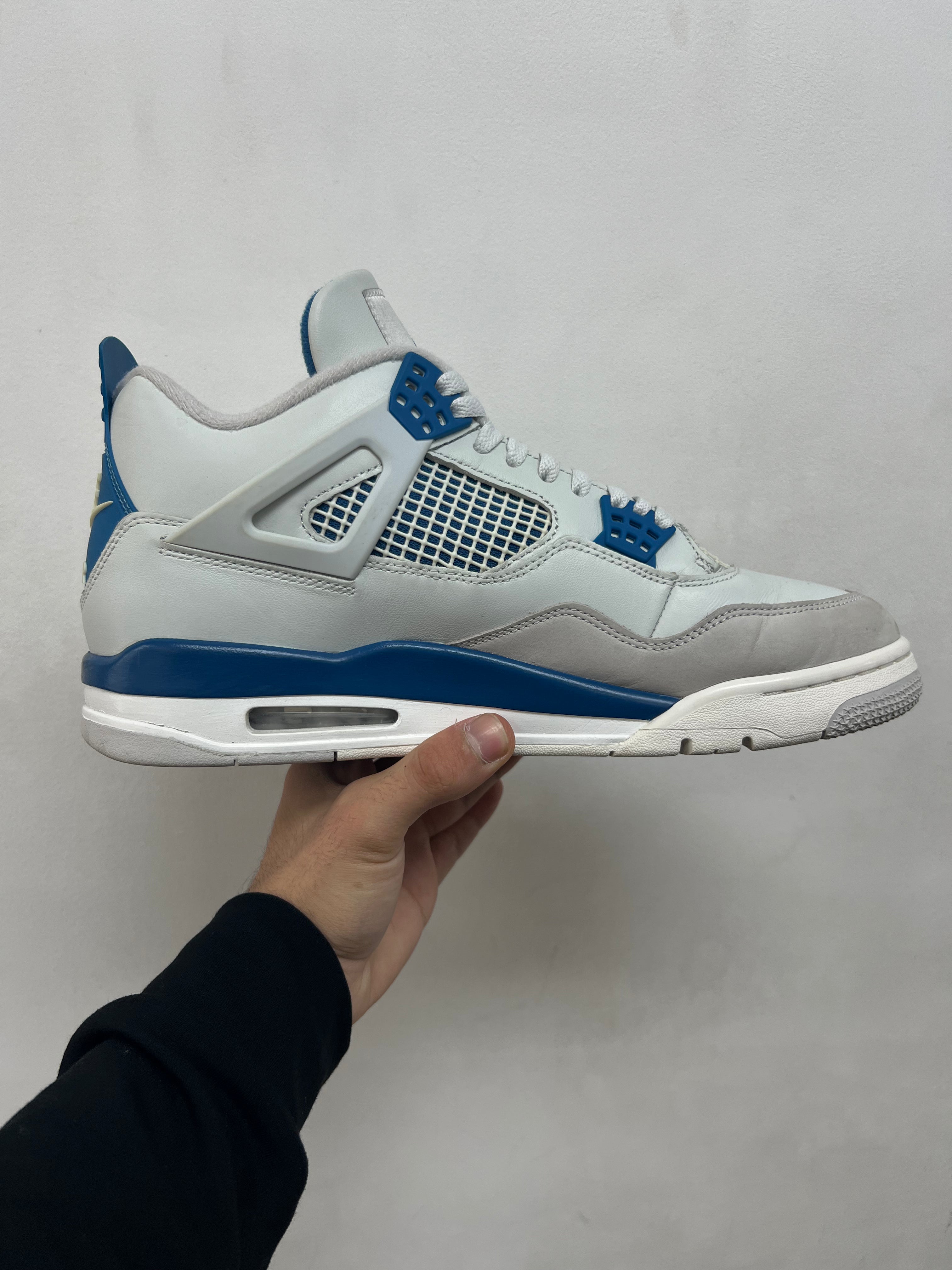Jordan 4 Military Blue Sneakers
