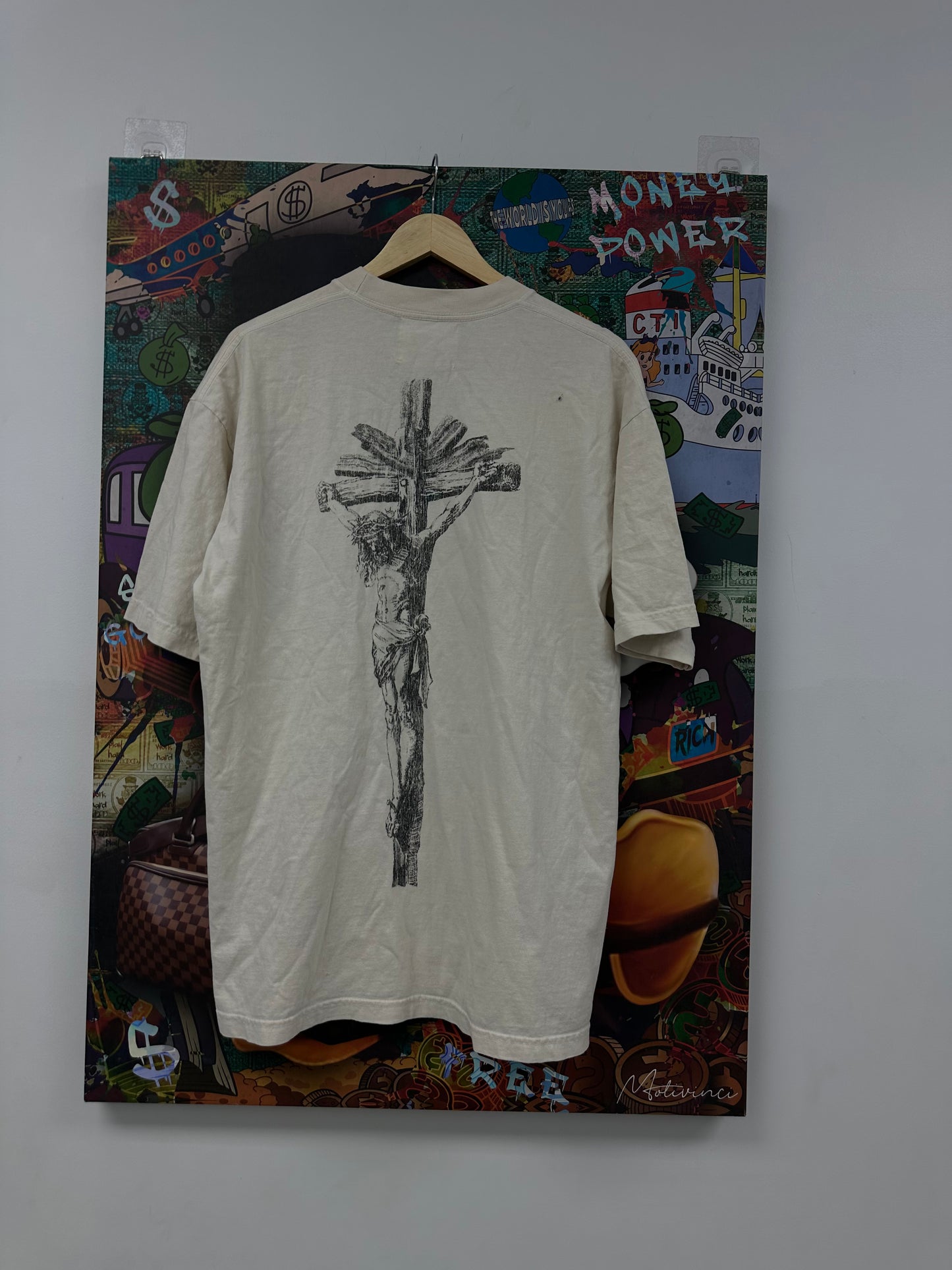 Vertabrae Jesus Tee Cream Green Used Medium N/A