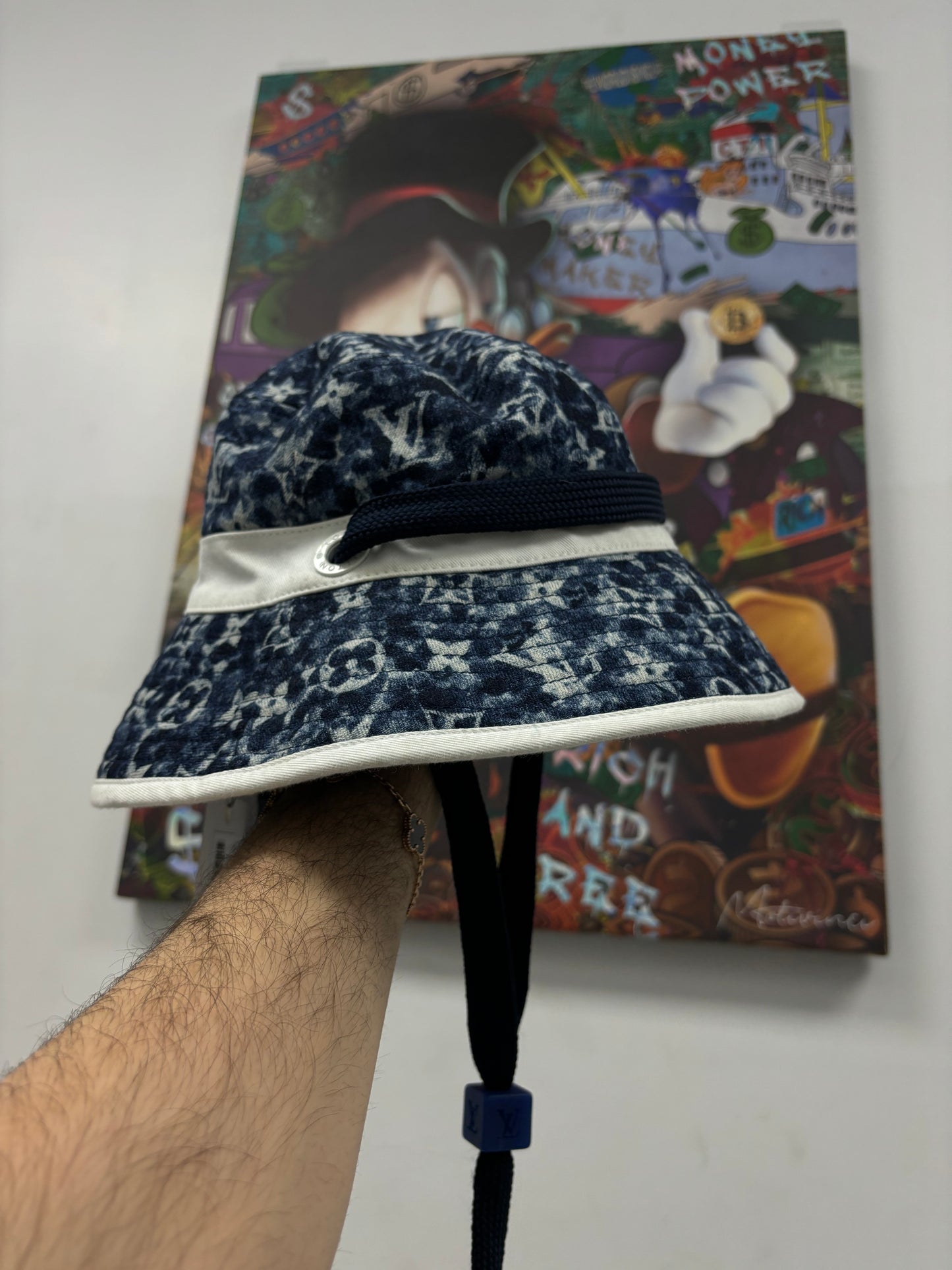 LV Monogram Bucket Hat Navy Used OS N/A