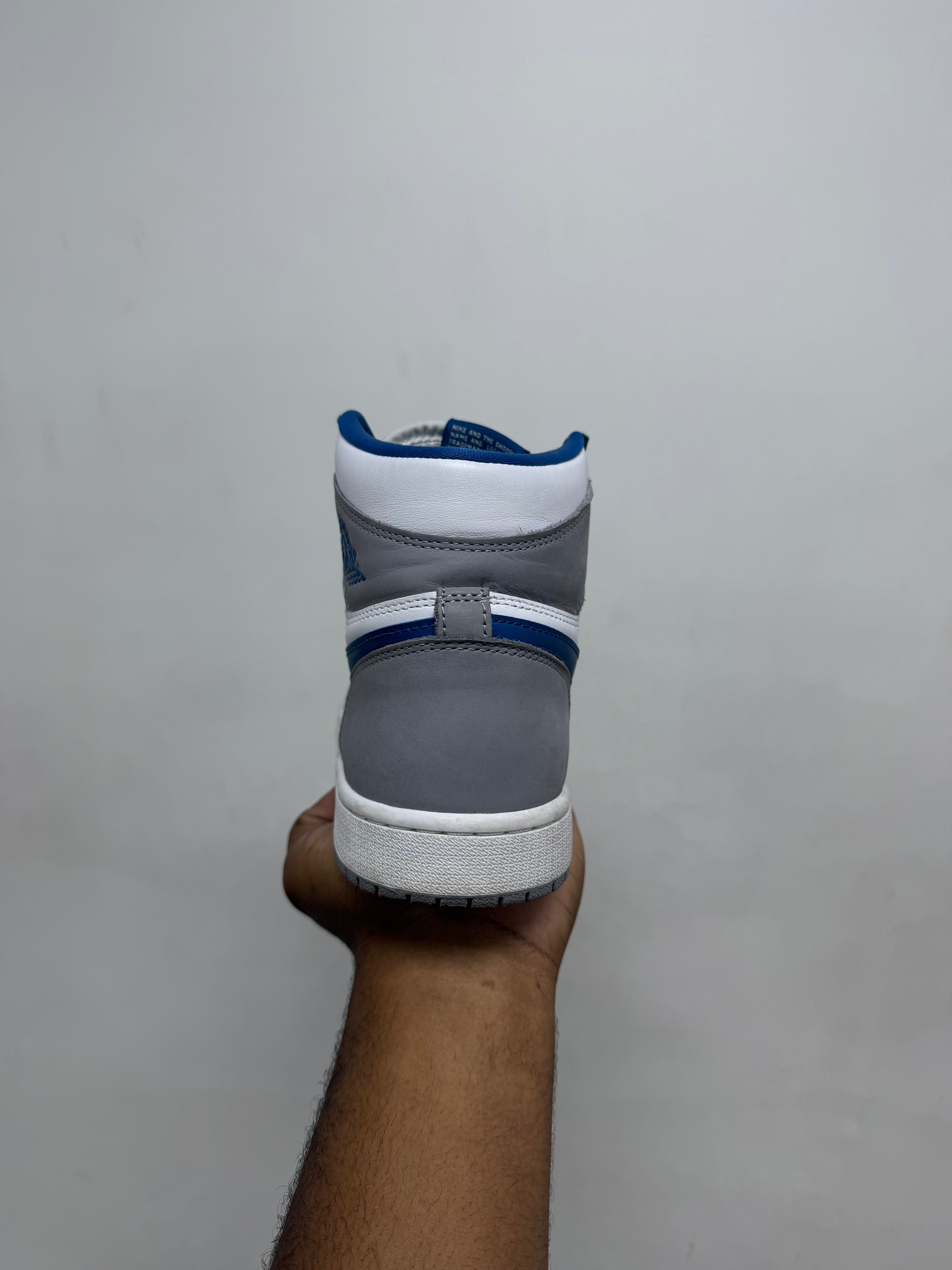 Jordan 1 True Blue Sneakers