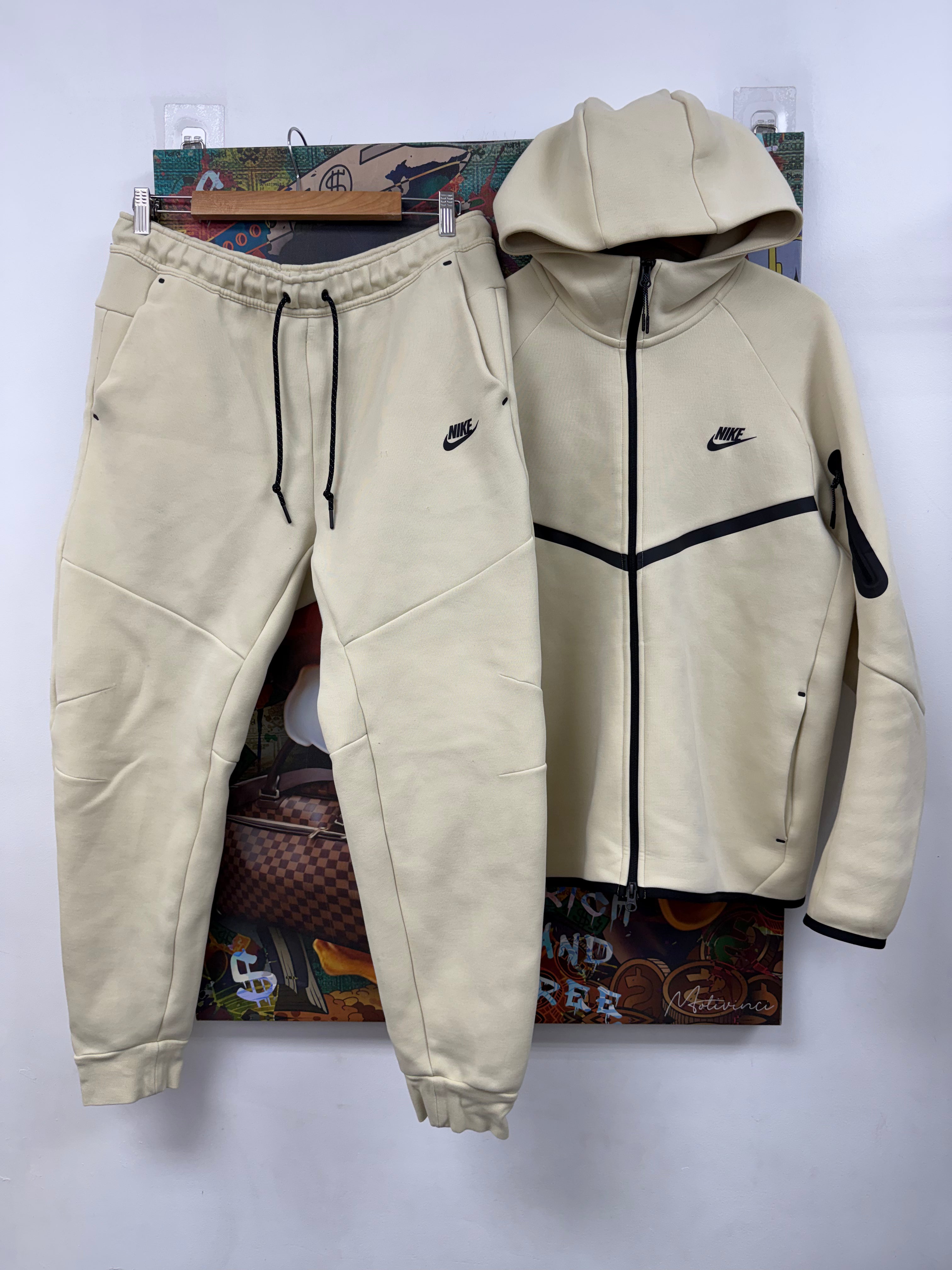 Nike Eggshell Cream Sweatsuit