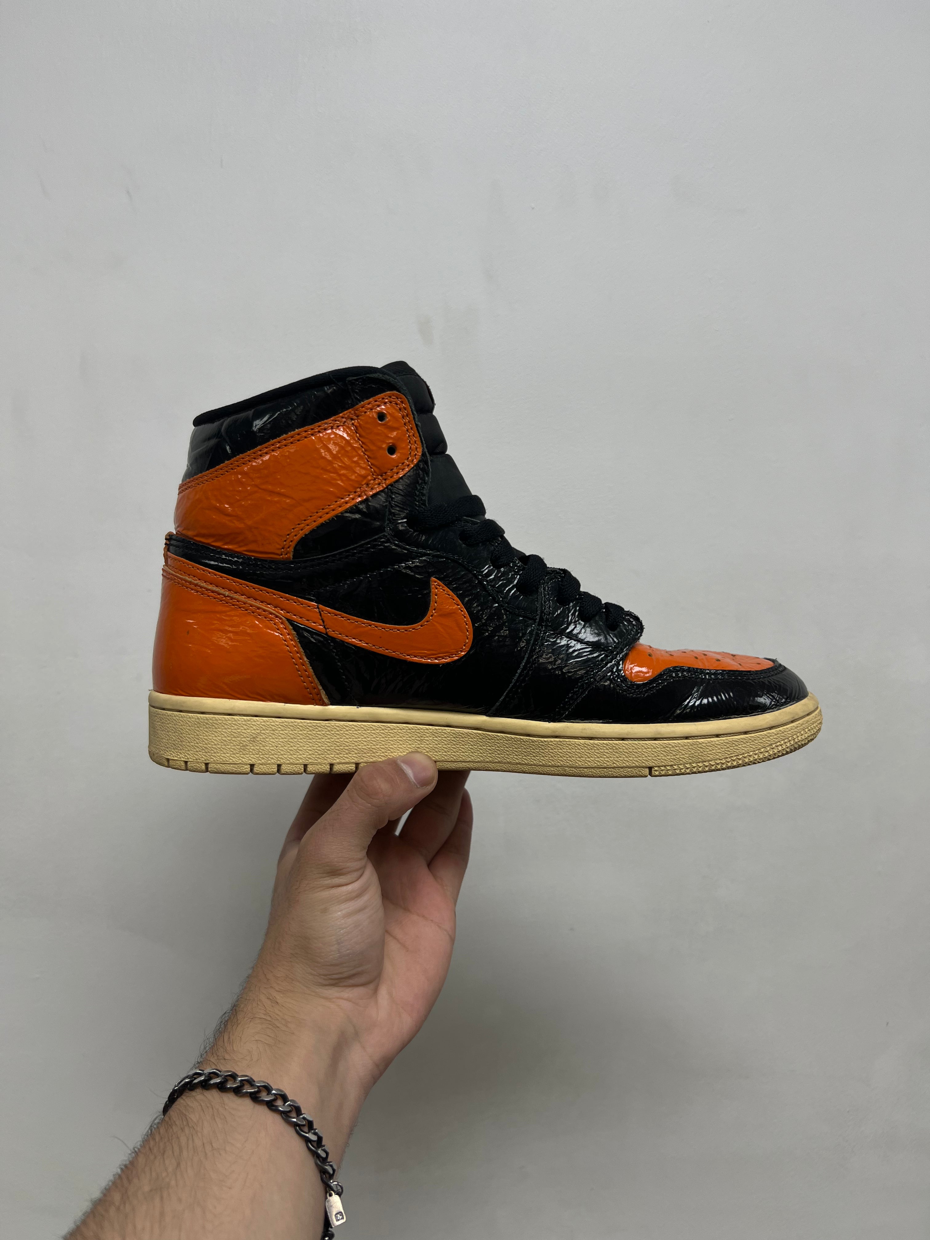 Jordan 1 Shattered Backboard 3.0 Sneakers