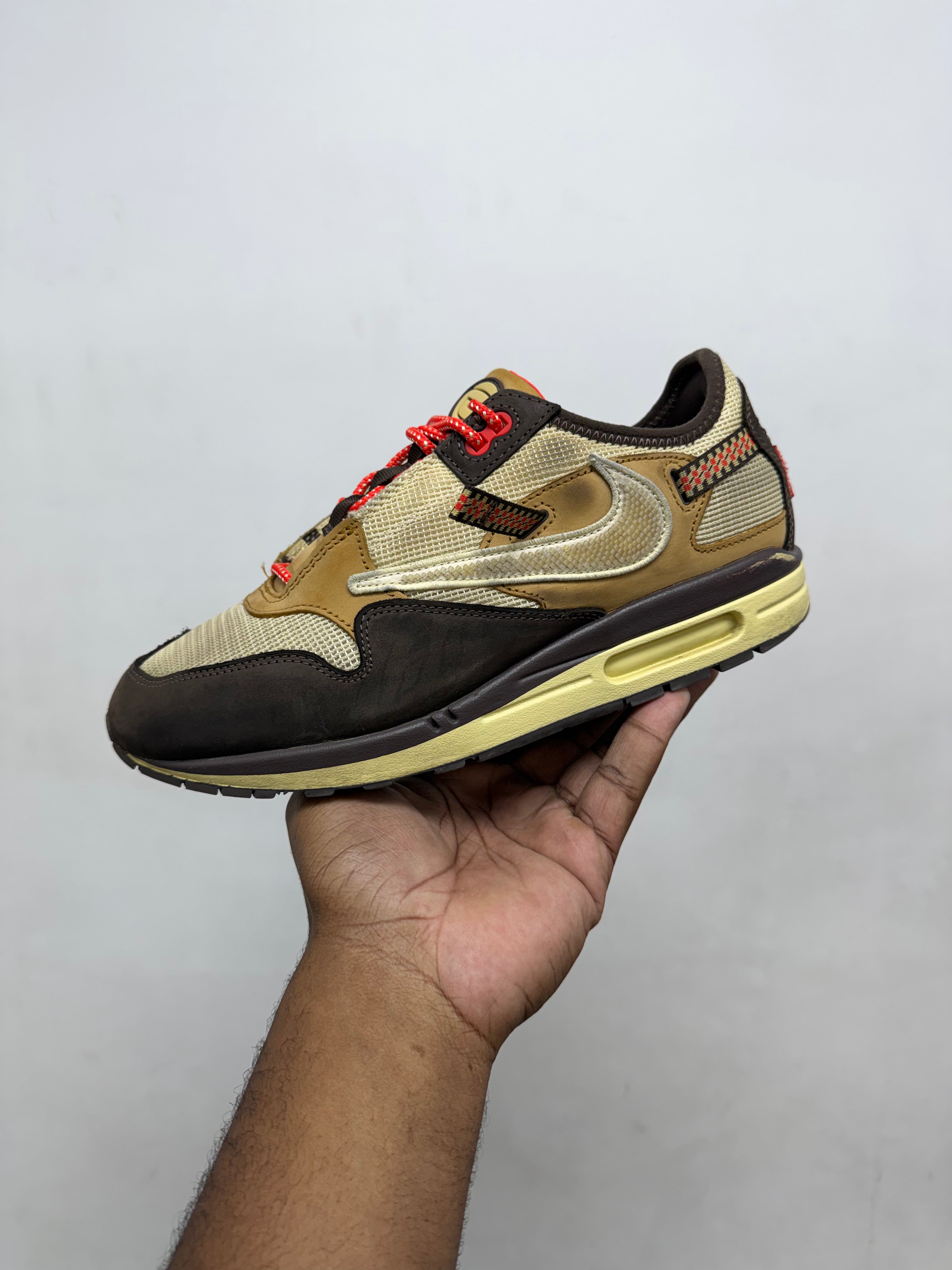 Nike Travis Scott AM1 Brown Sneakers