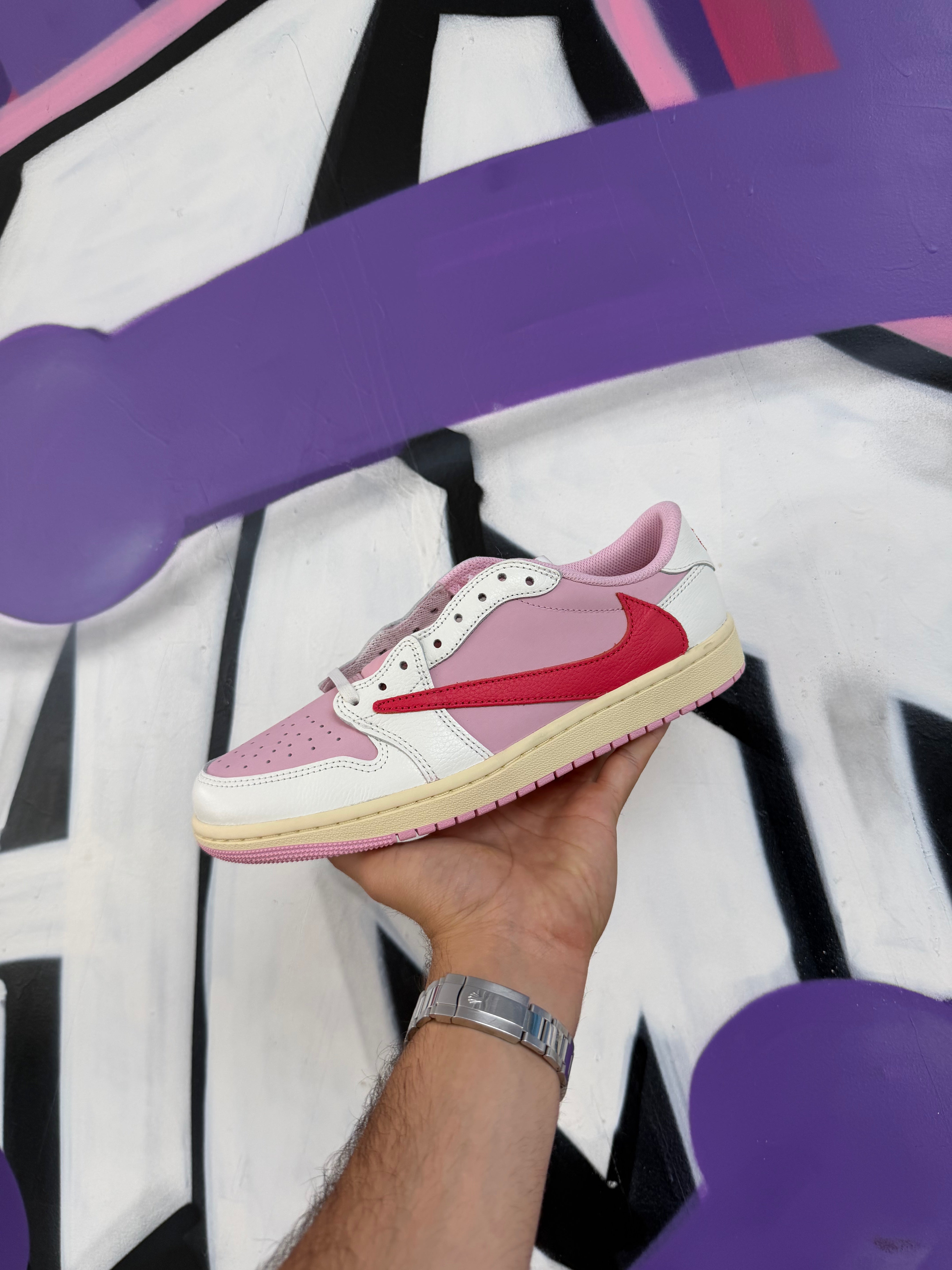 Jordan 1 Low Travis Scott Tropical Pink Sneakers