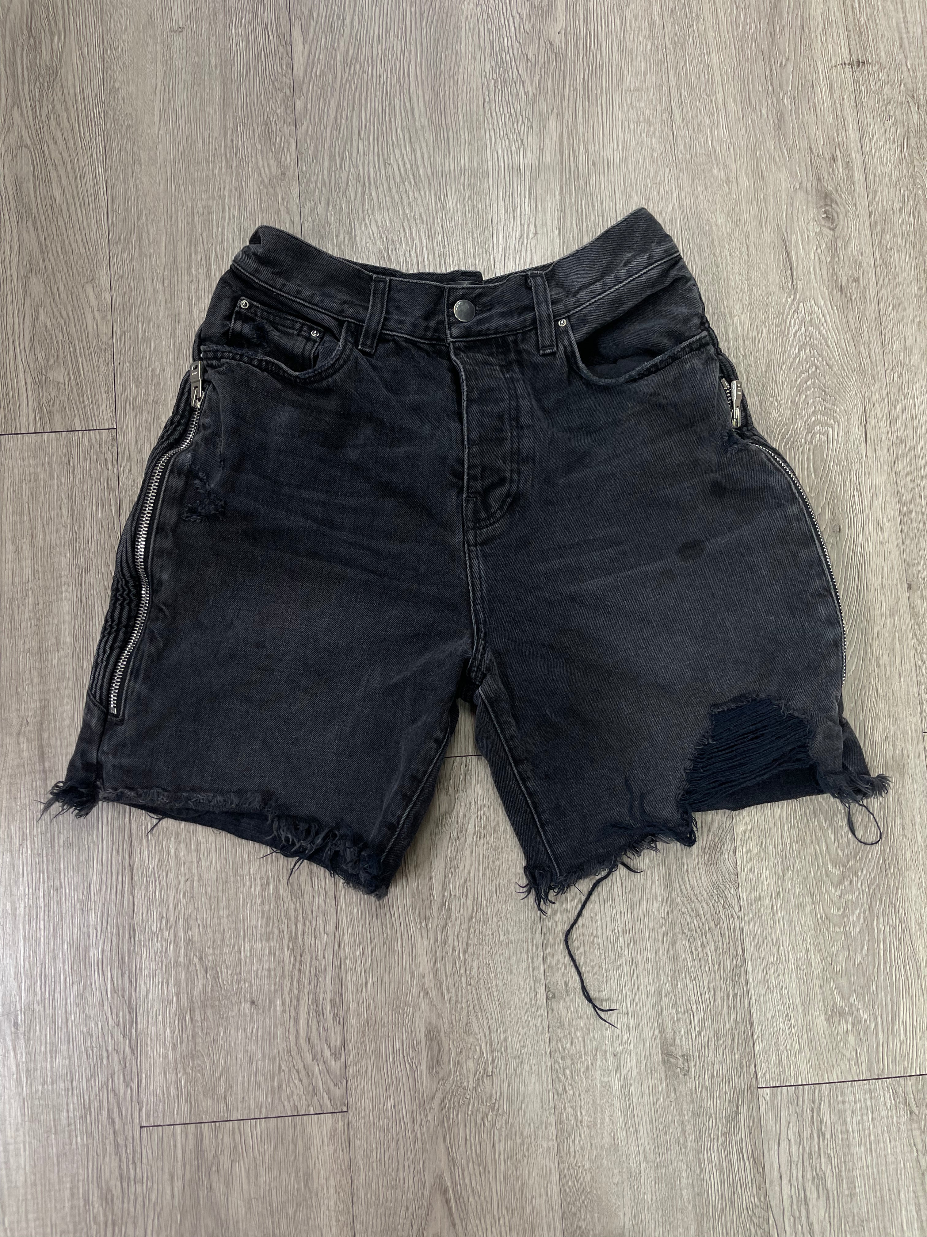 Amiri Black Wash Zipper Jean Shorts