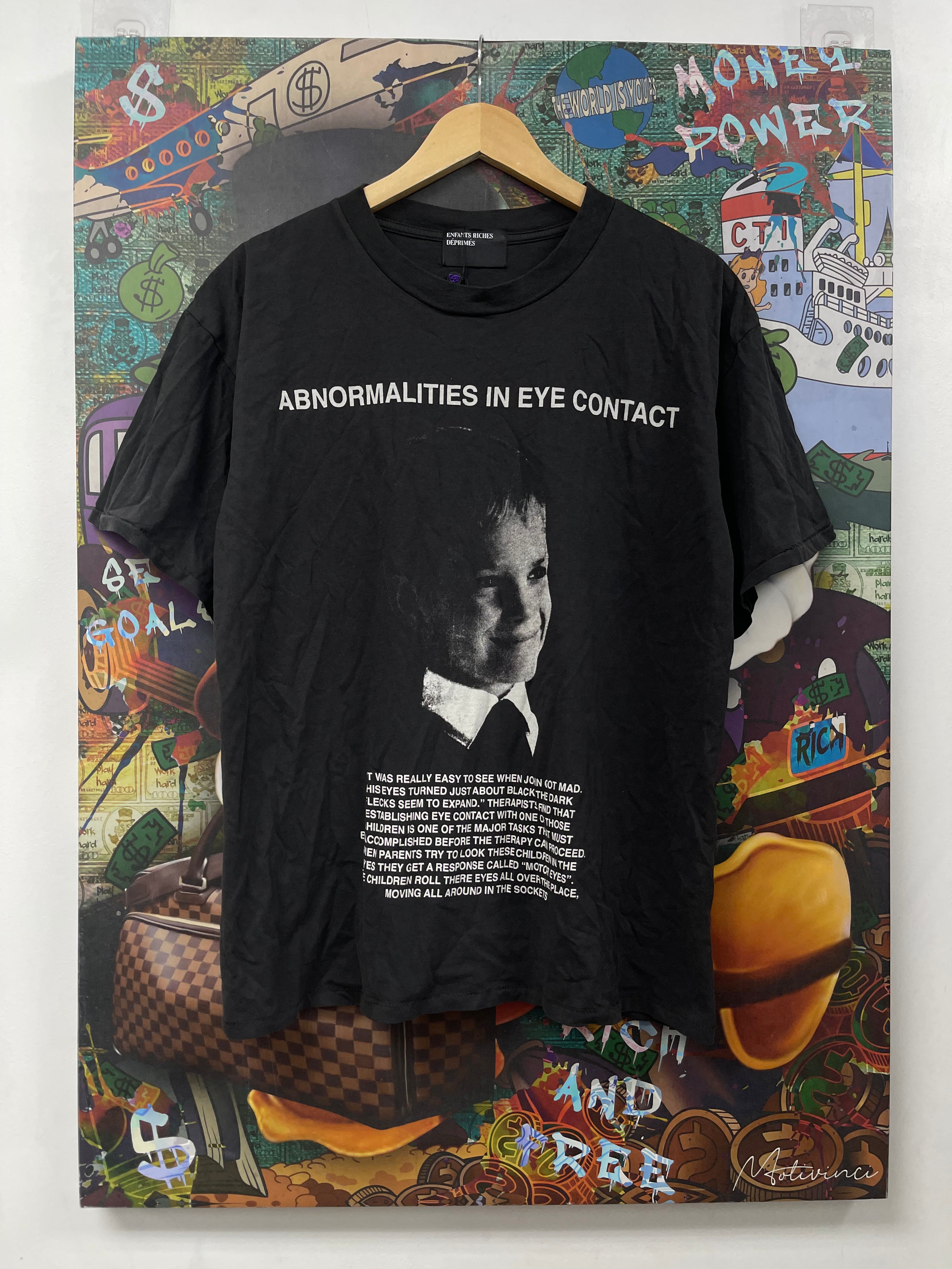 ENFANTS RICHES DÉPRIMÉS Grey Abnormalities In Eye Contact Tee