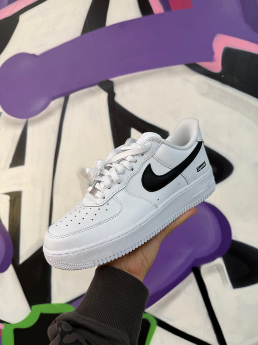 Supreme Nike AF1 White Black Sneakers