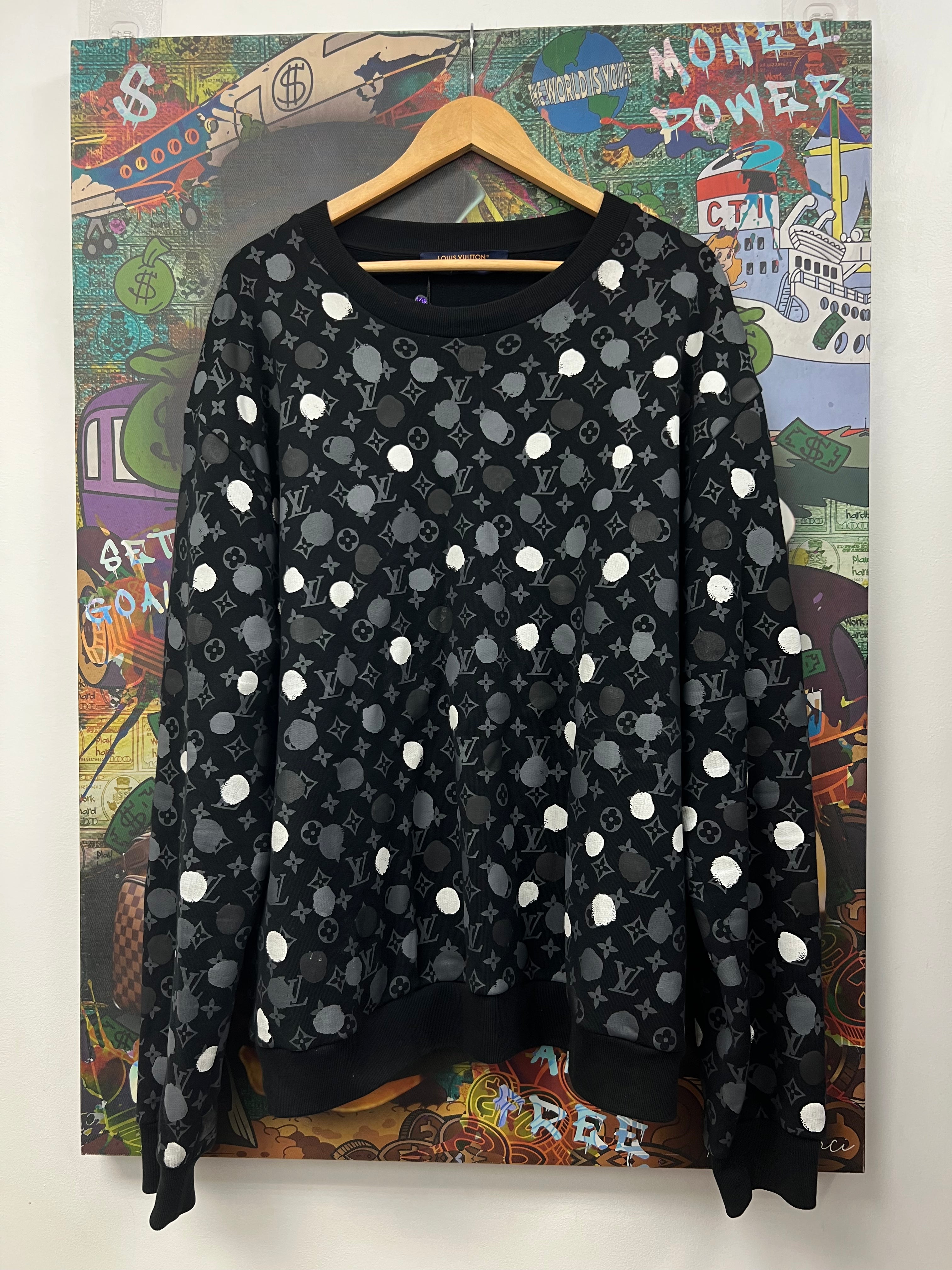 Louis Vuitton Black Grey Monogram Polka Dot (4L) Crewneck