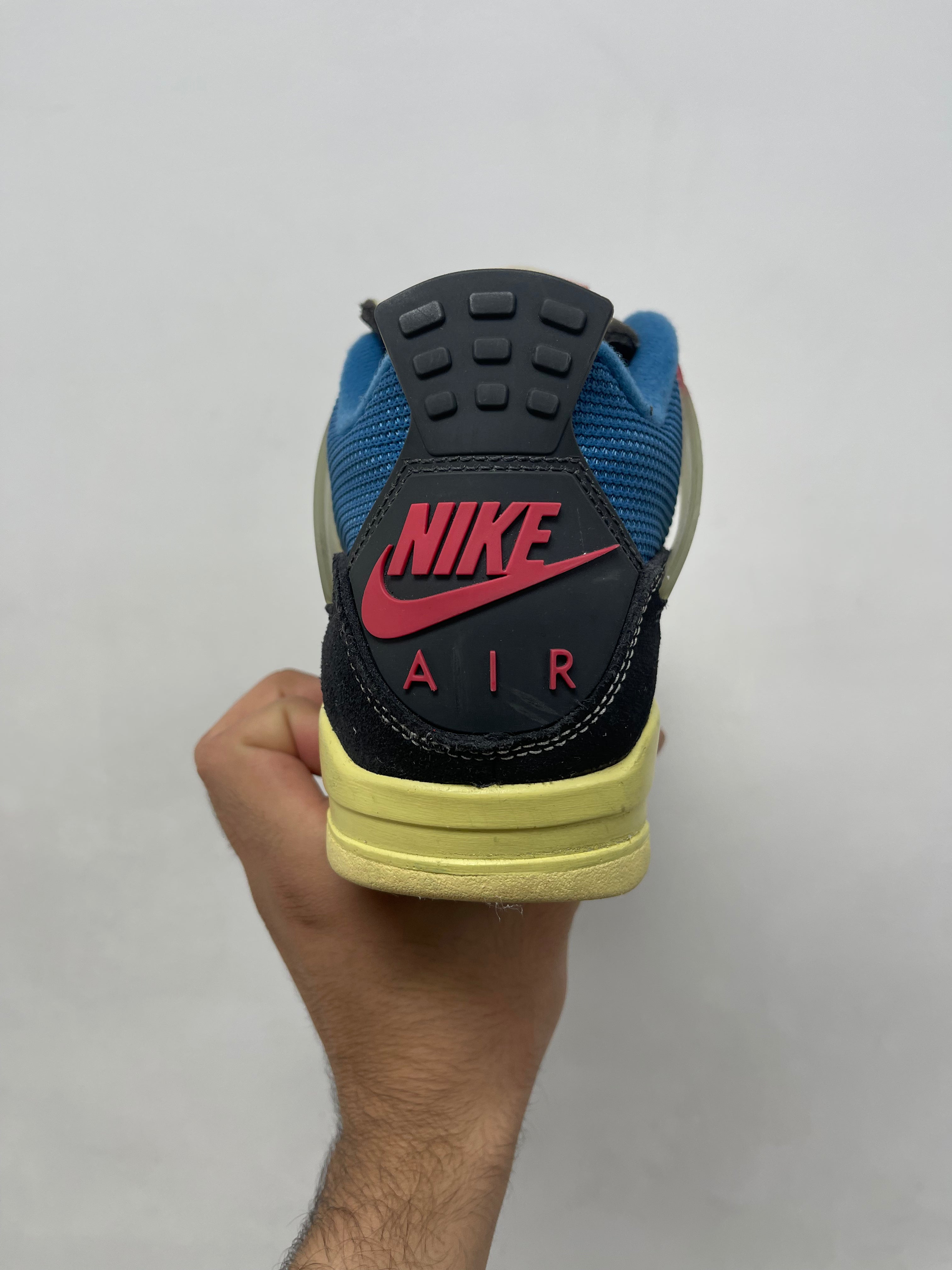 Jordan 4 Union Off Noir Sneakers