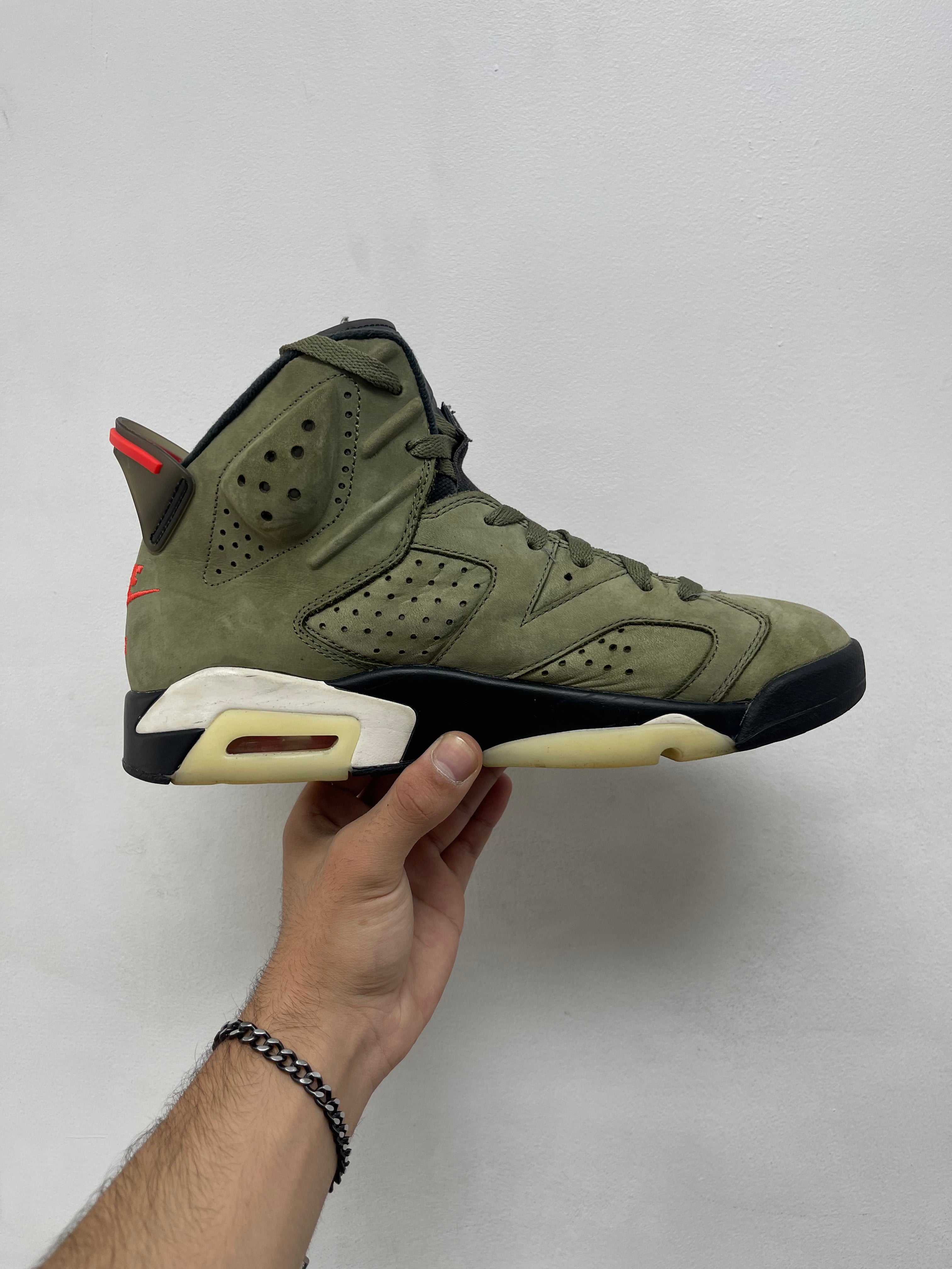 Jordan 6 Travis Scott Olive Sneakers