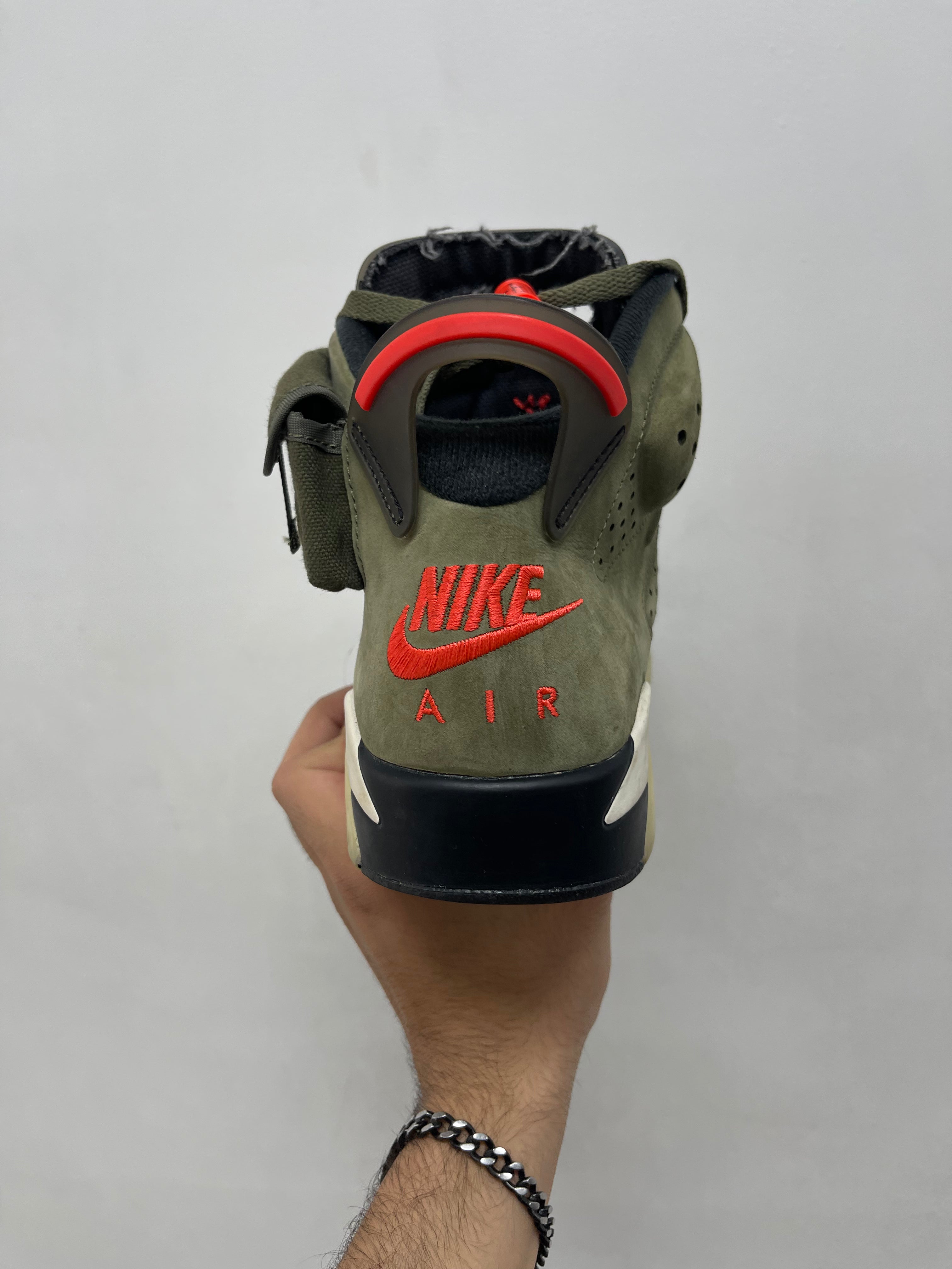 Jordan 6 Travis Scott Olive Sneakers