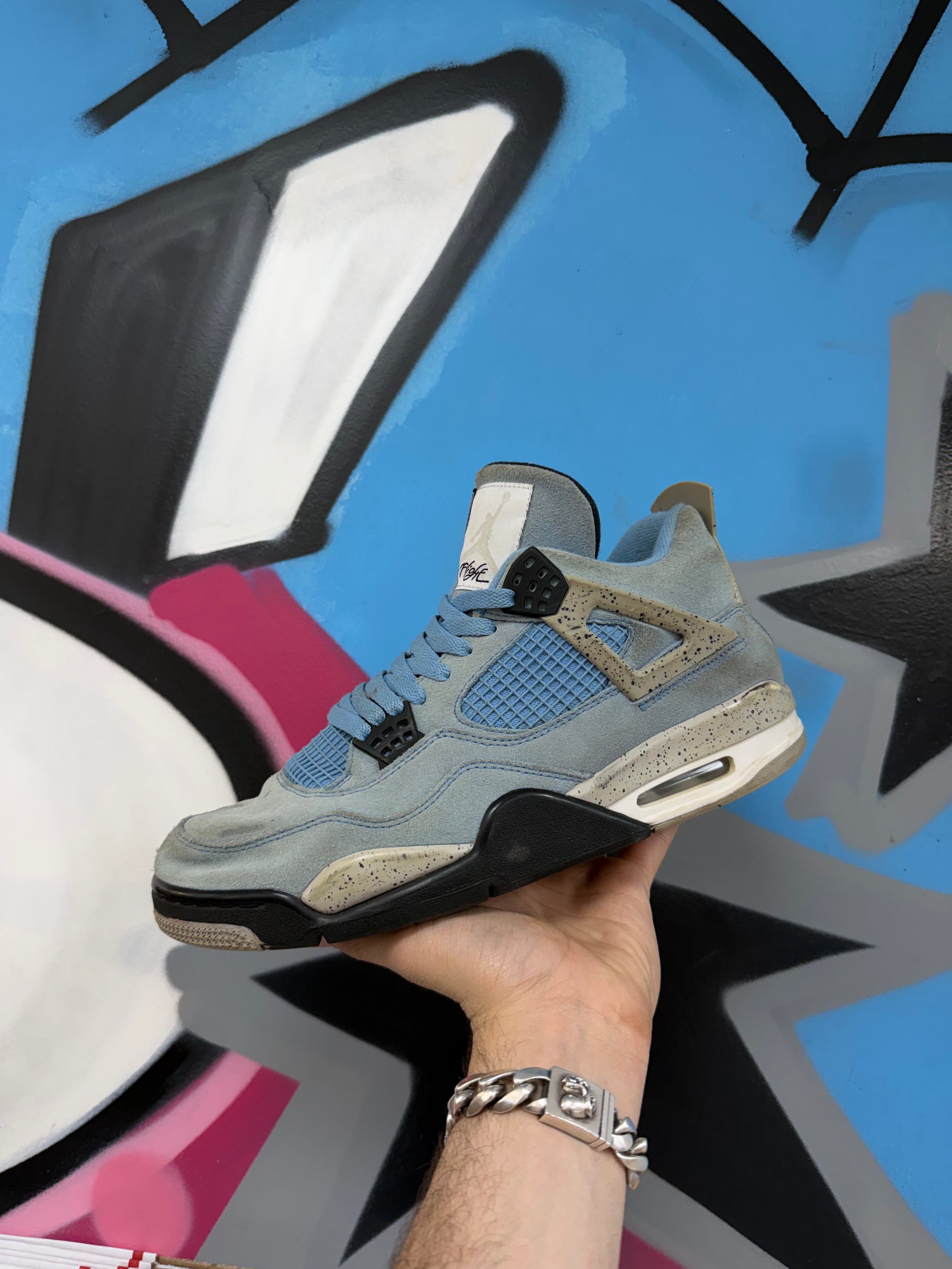 Jordan 4 UNC Sneakers