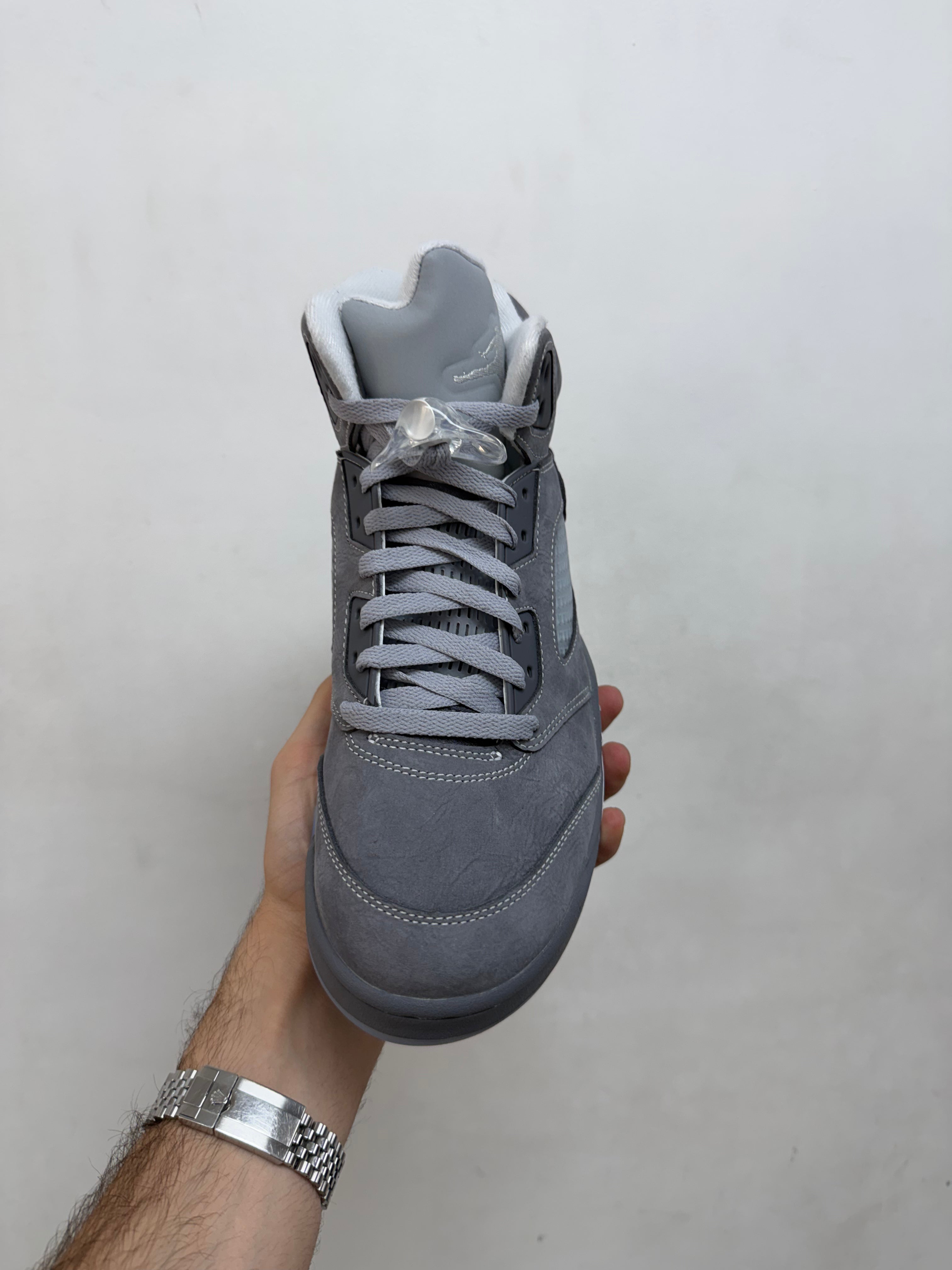 Jordan 5 Wolf Grey Sneakers