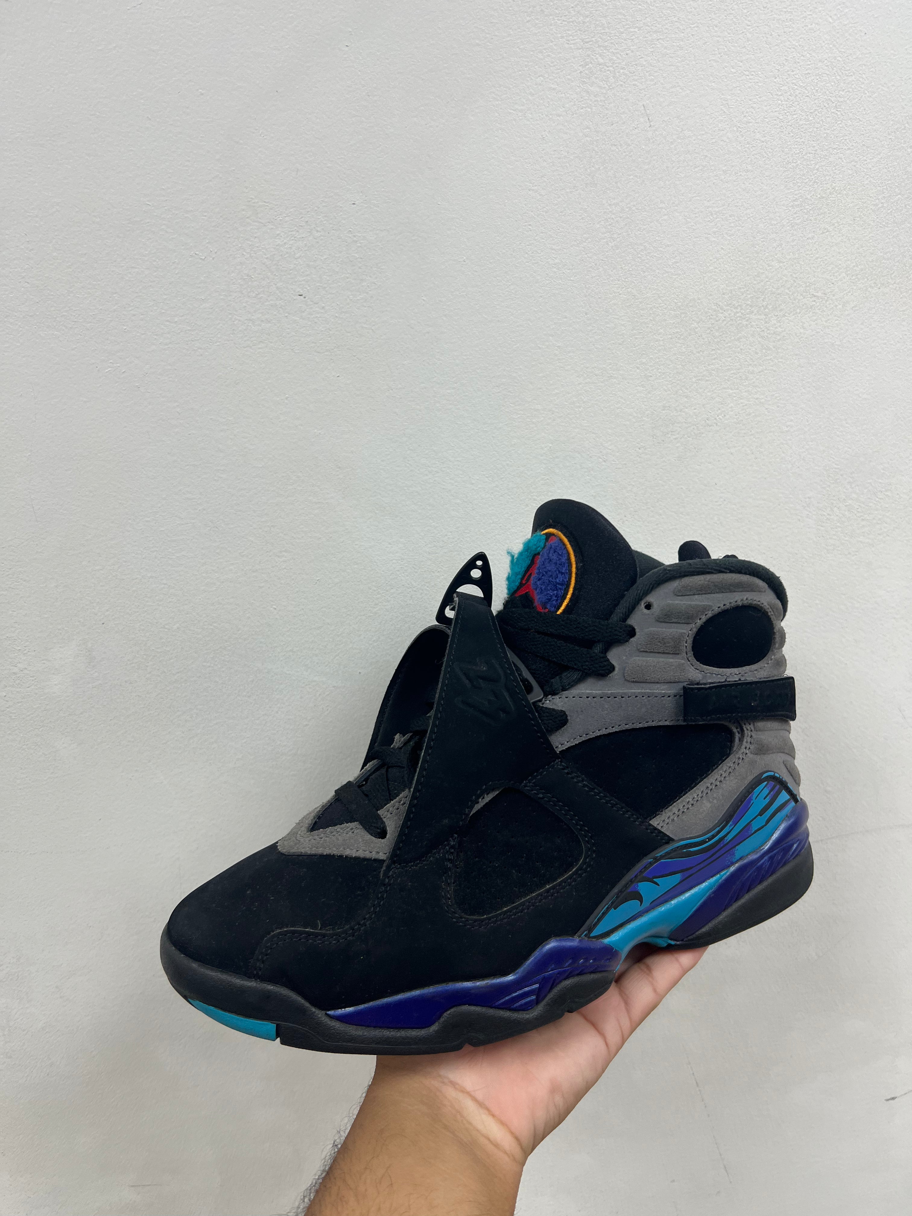 Jordan 8 Aqua Sneakers