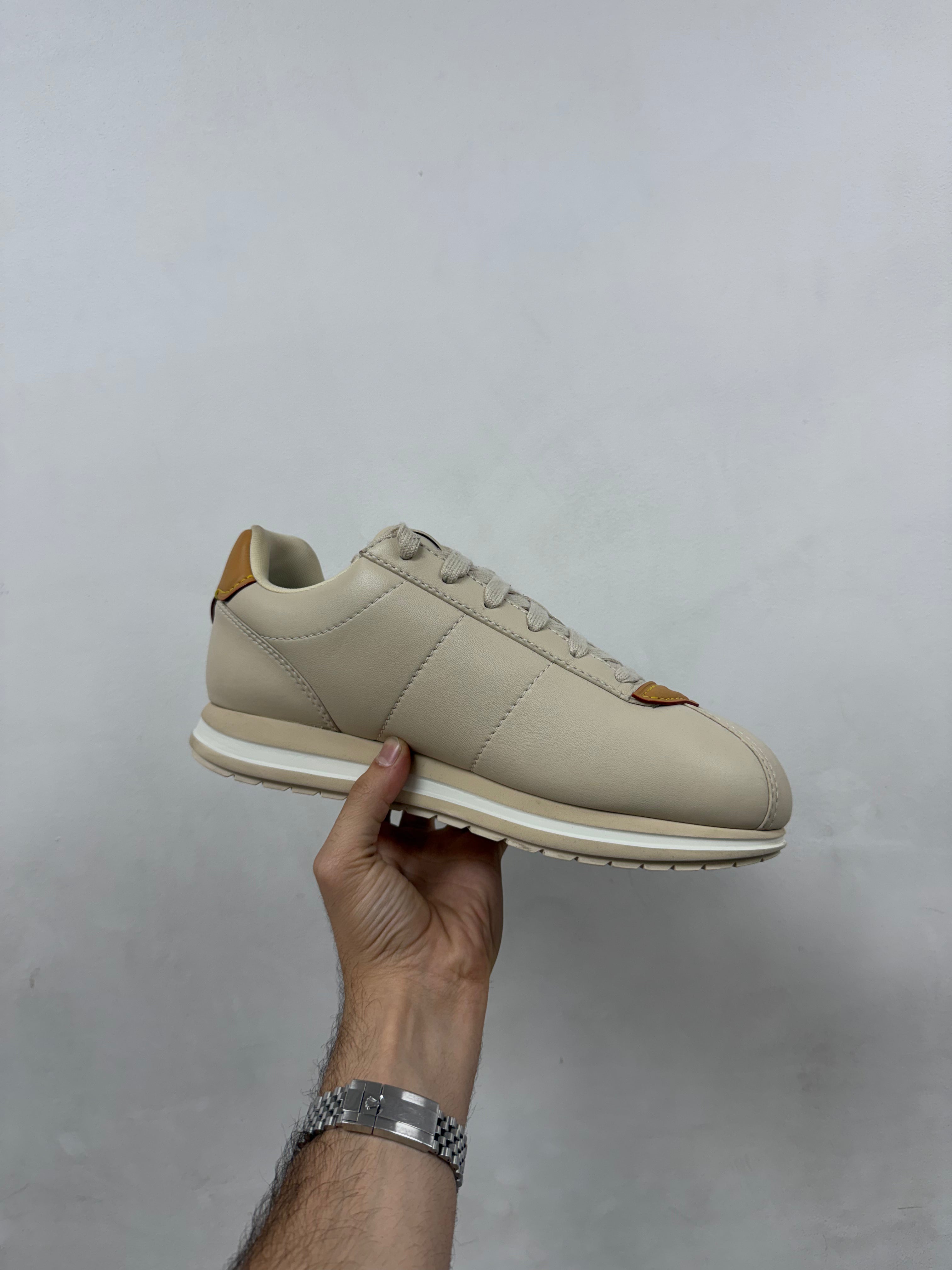 Louis Vuitton Tan Buttersoft Sneakers