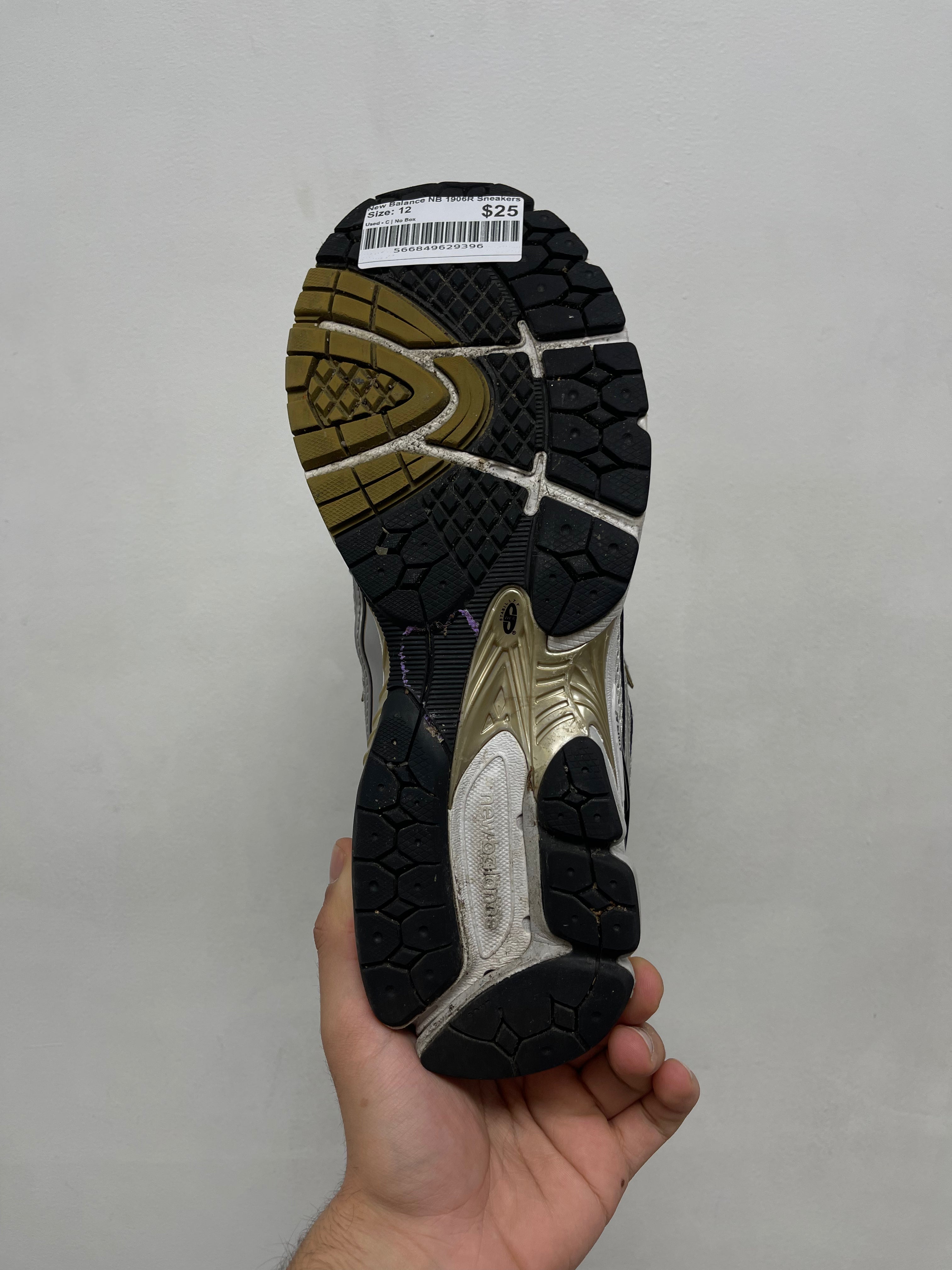 New Balance NB 1906R Sneakers