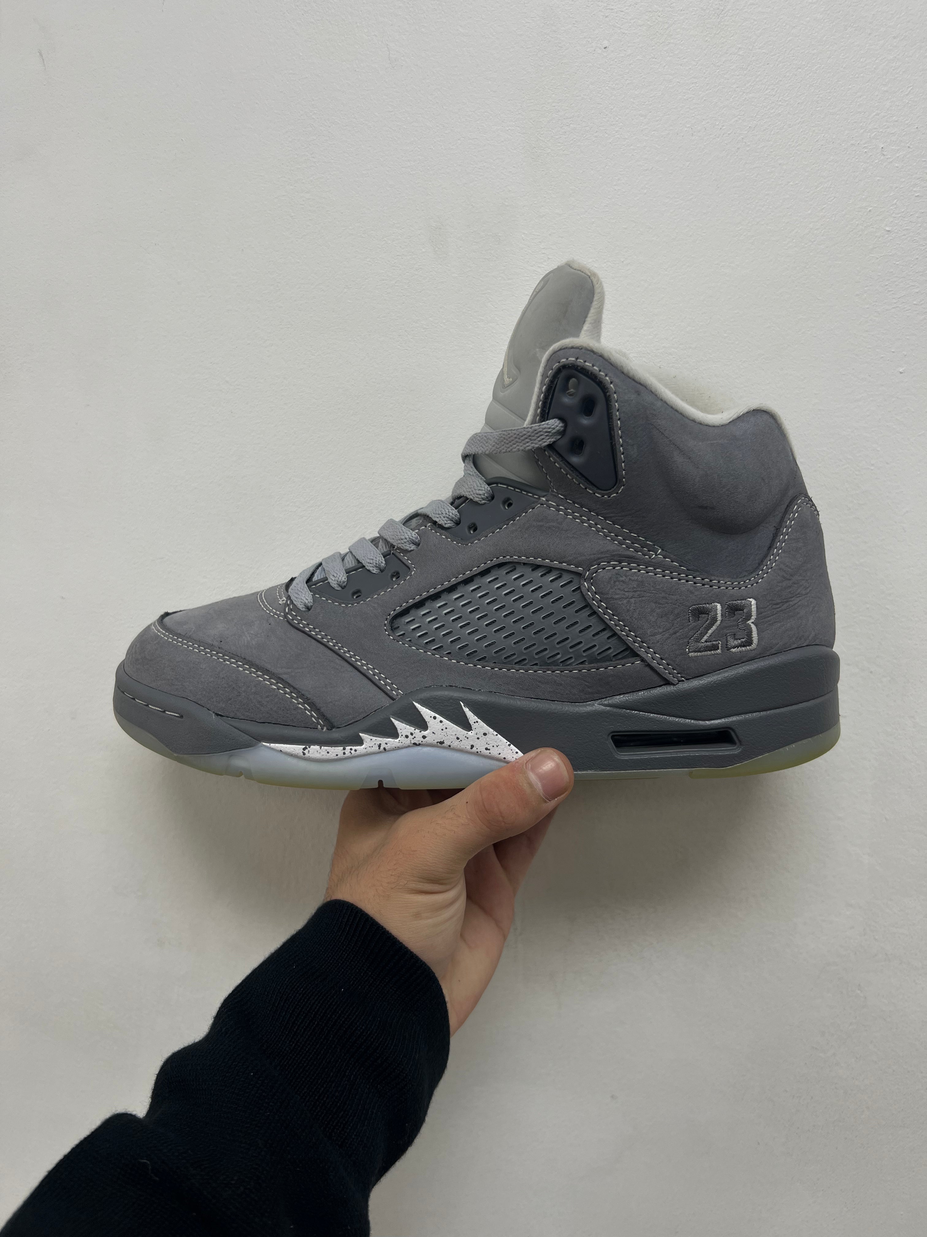 Jordan 5 Wolf Grey Sneaker