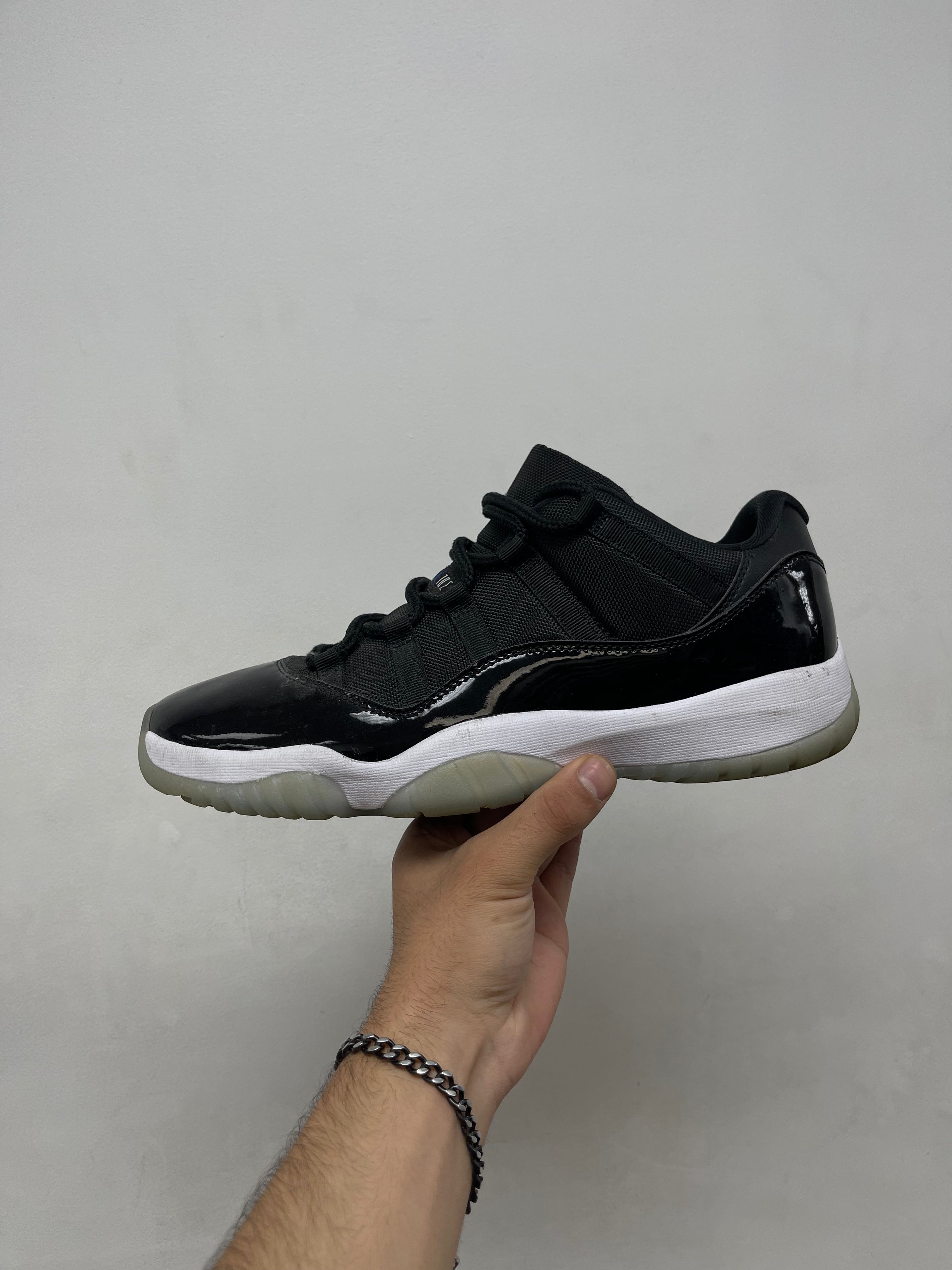 Jordan 11 Low Space Jam Sneakers
