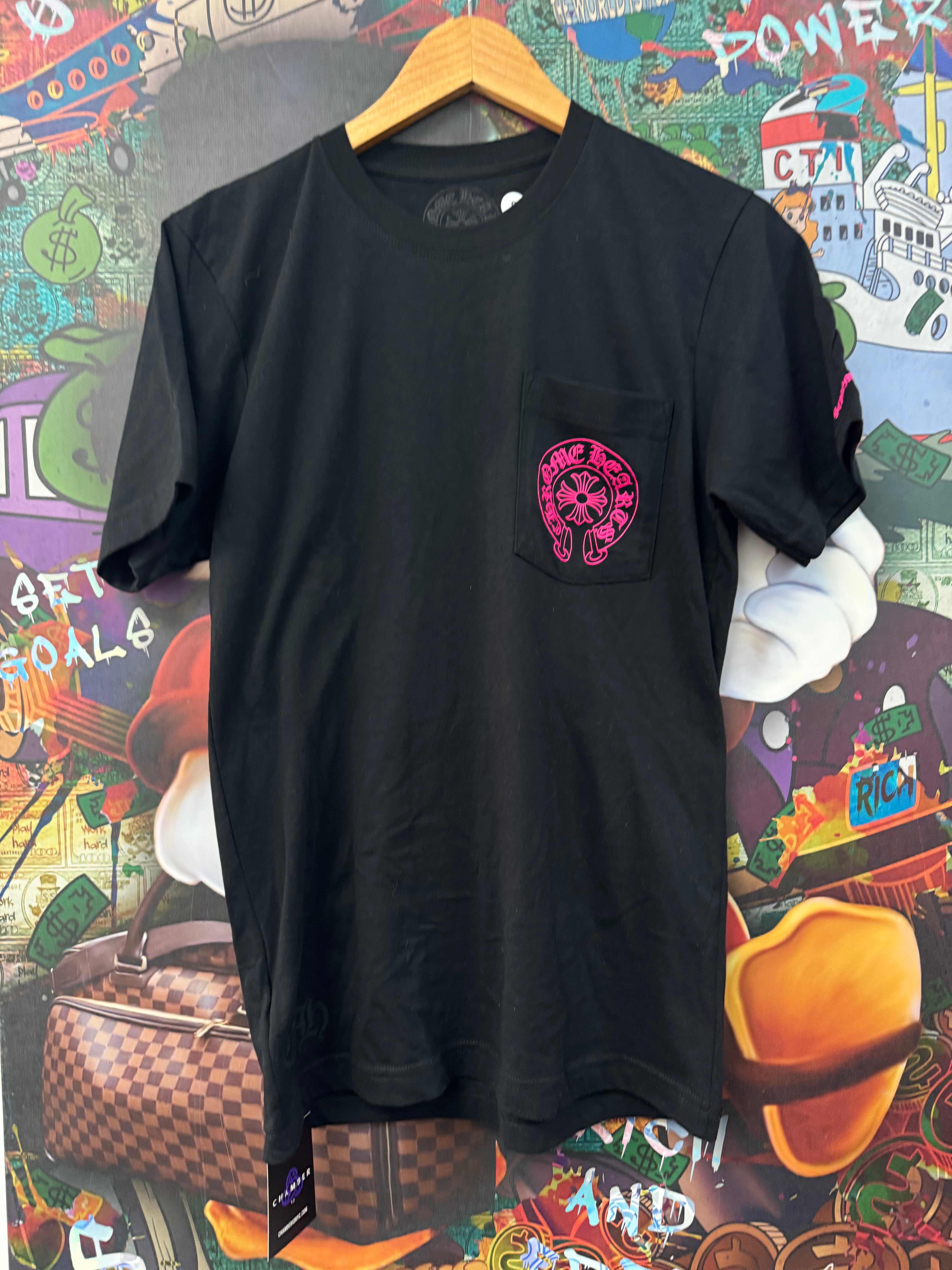 Chrome Hearts Black Pink Horseshoe Tee