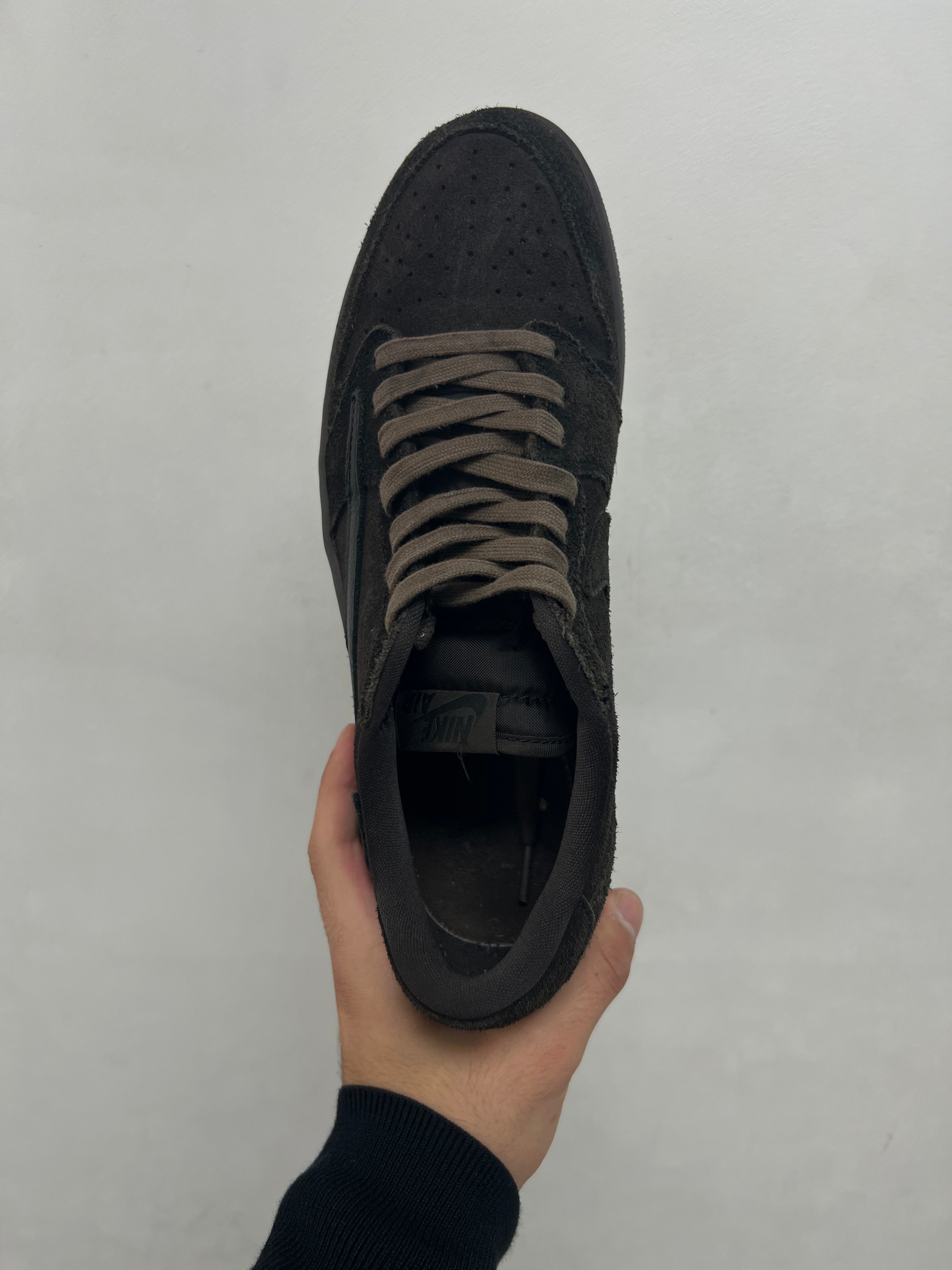 Jordan 1 Low Travis Scott Brown Velvet Sneakers