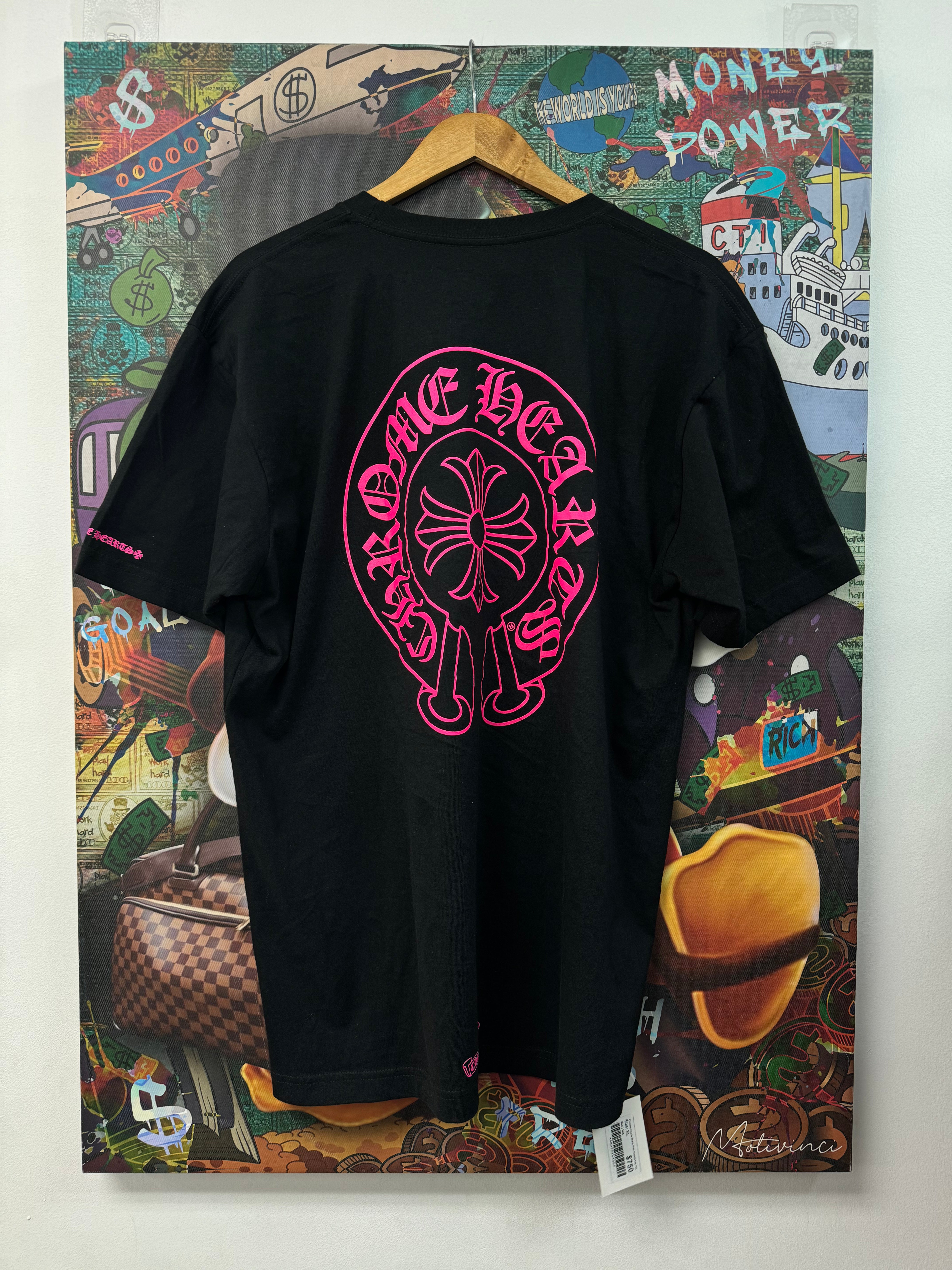 Chrome Hearts Black Pink Horseshoe Tee